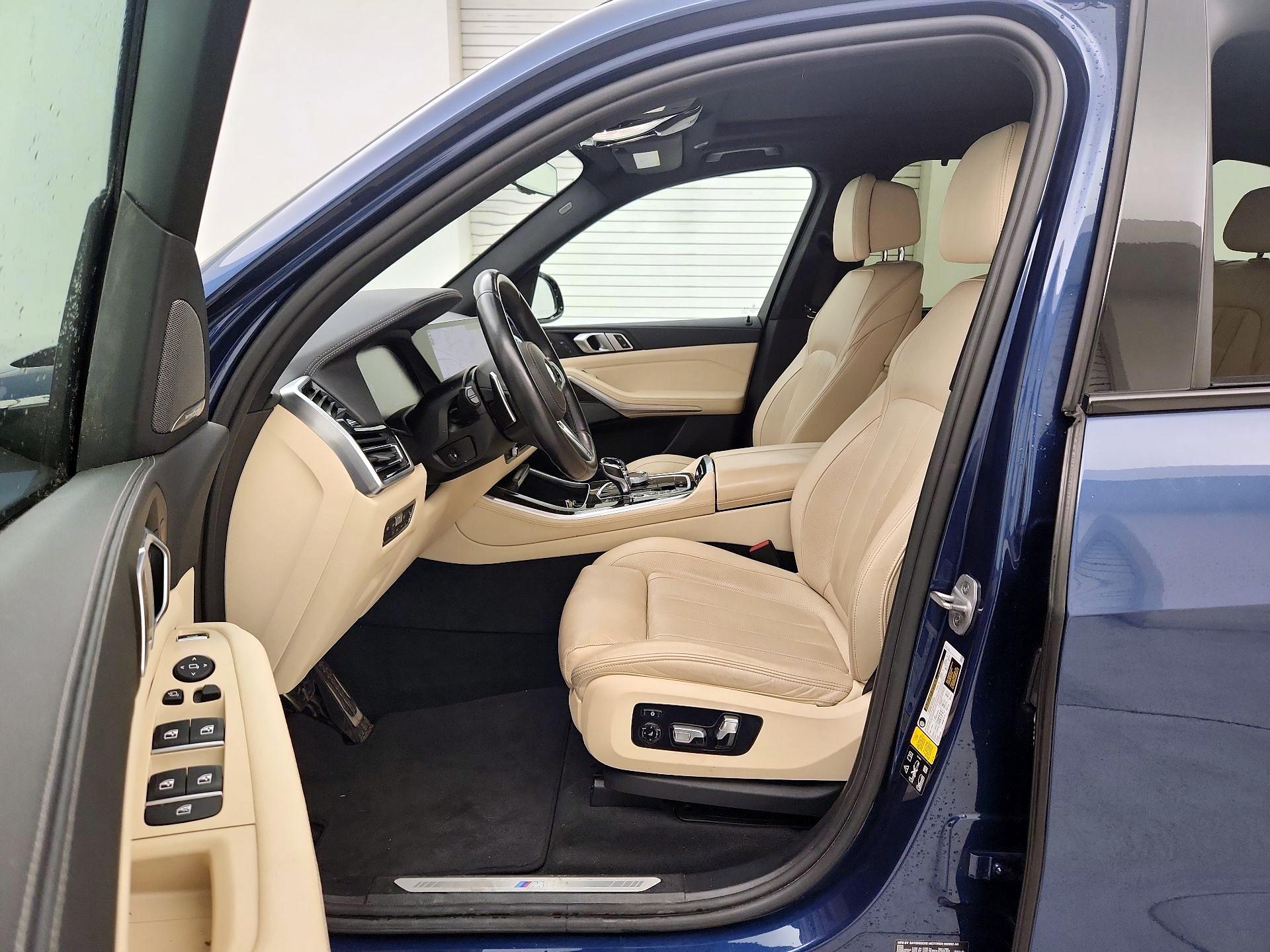 Thumbnail: 2021 BMW X5 - 11