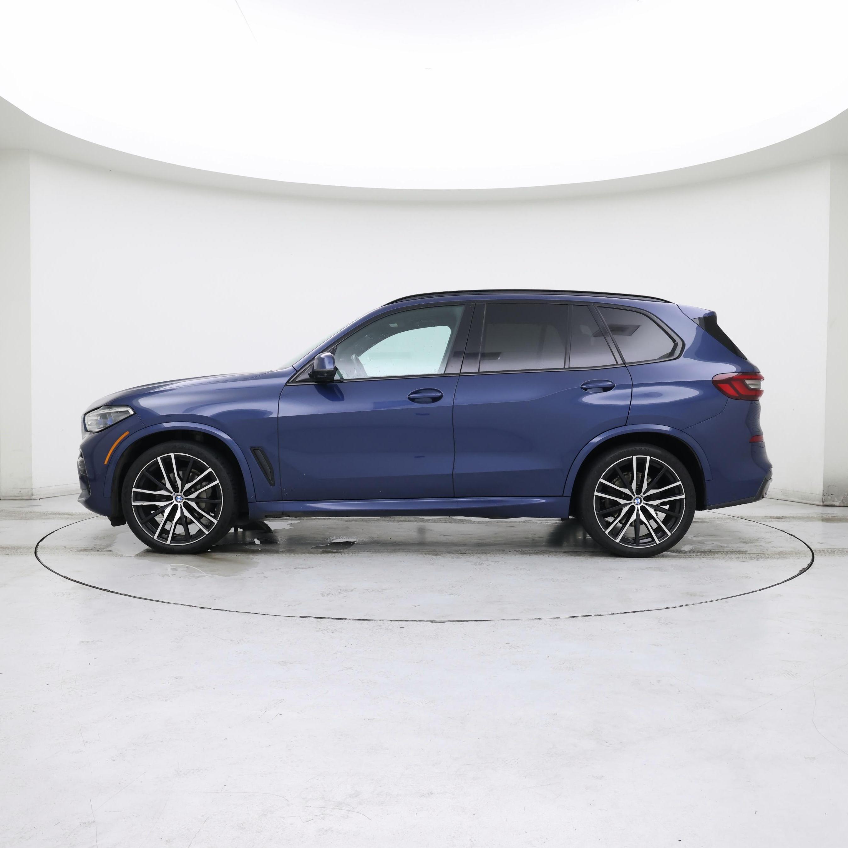 Thumbnail: 2021 BMW X5 - 3