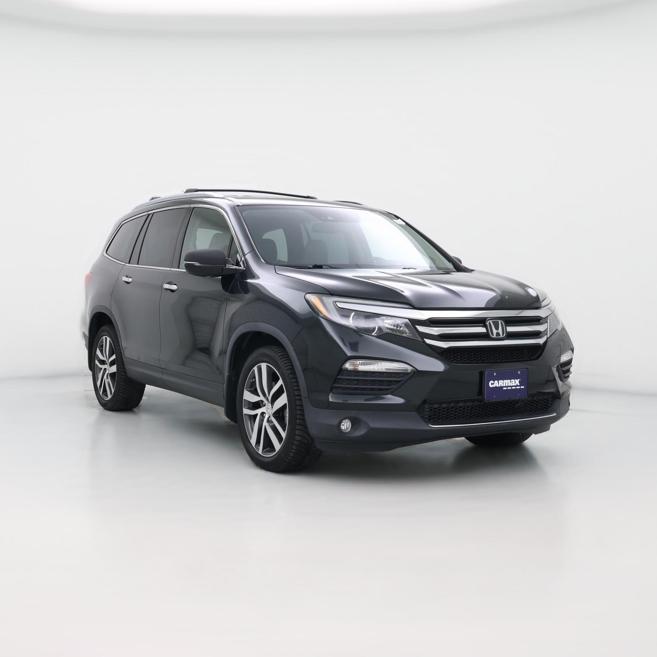 Thumbnail: 2017 Honda Pilot - 1