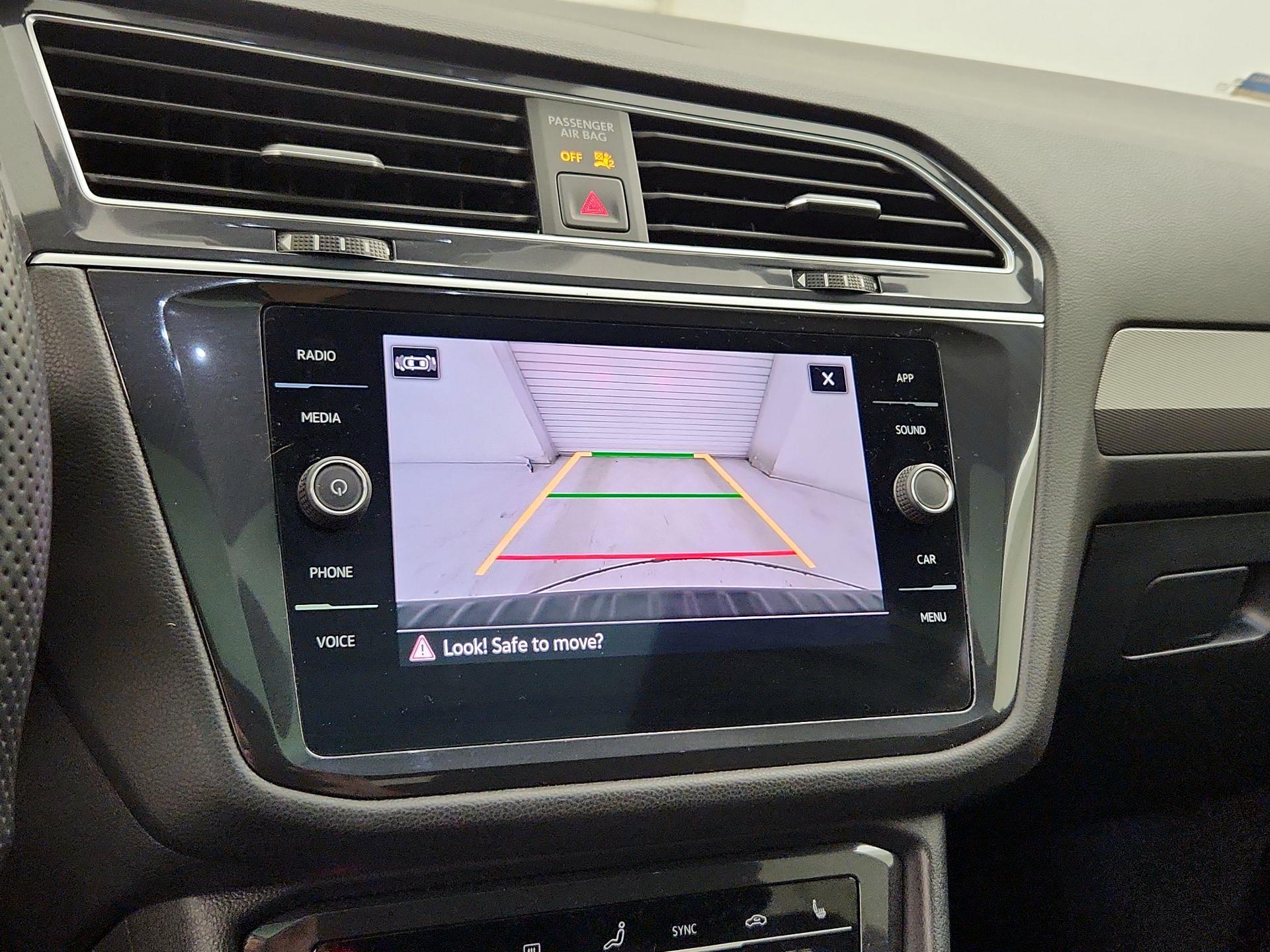 Thumbnail: 2024 Volkswagen Tiguan - 14