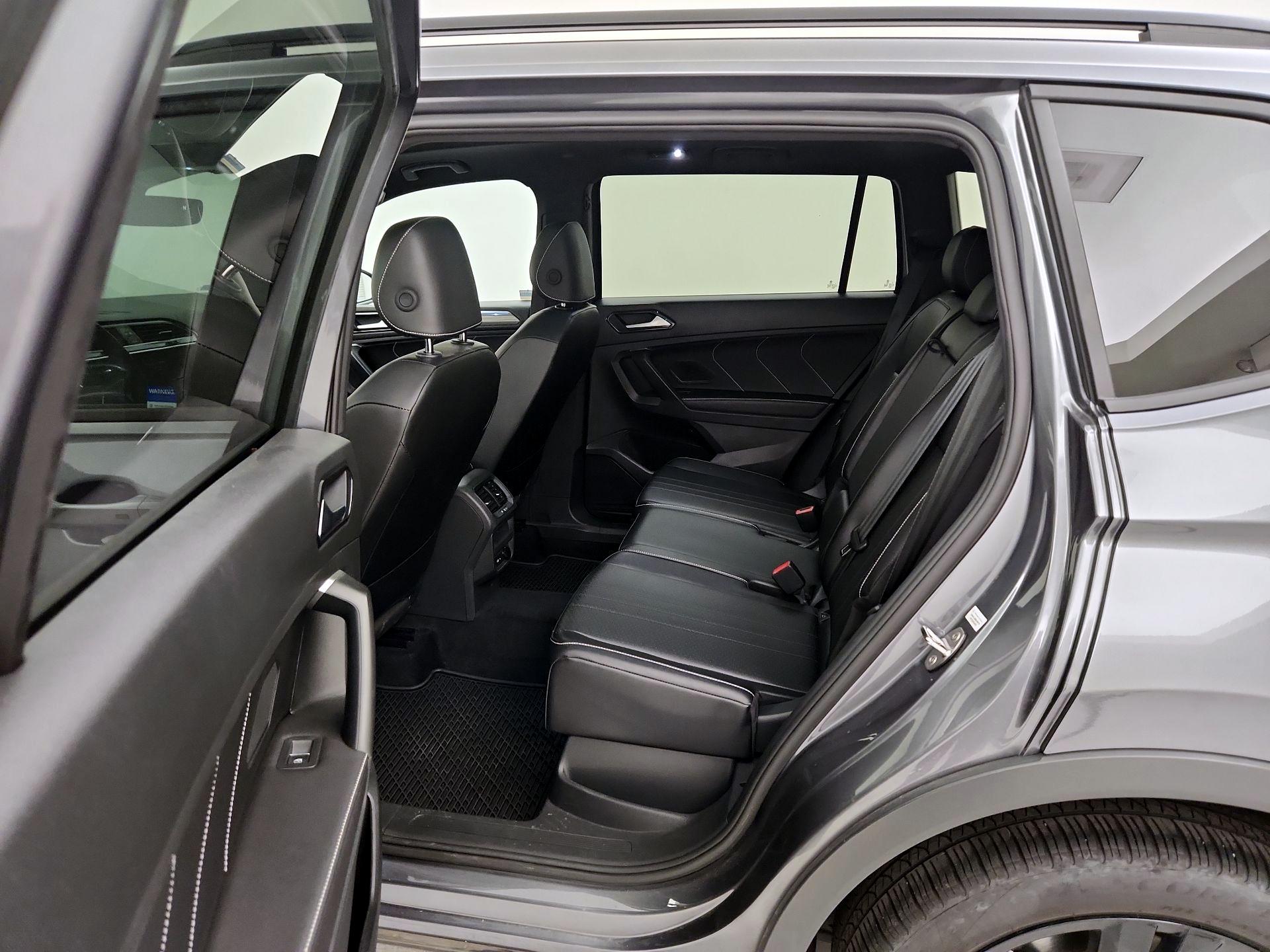 Thumbnail: 2024 Volkswagen Tiguan - 20