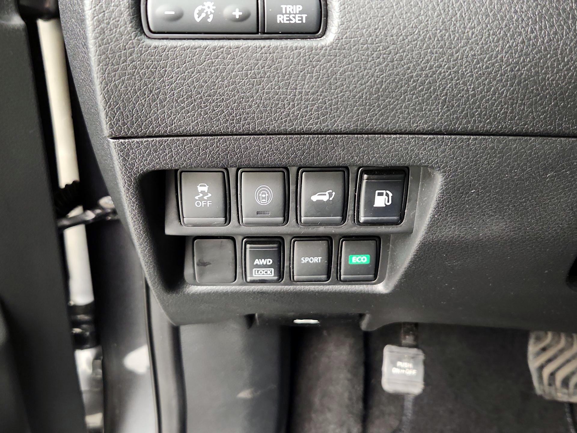 Thumbnail: 2019 Nissan Rogue - 13