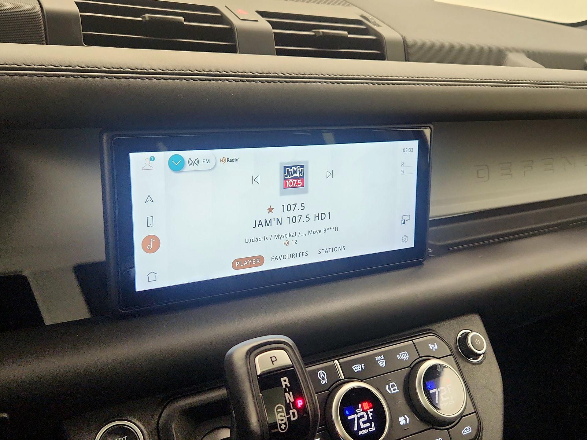 Thumbnail: 2022 Land Rover Defender - 15