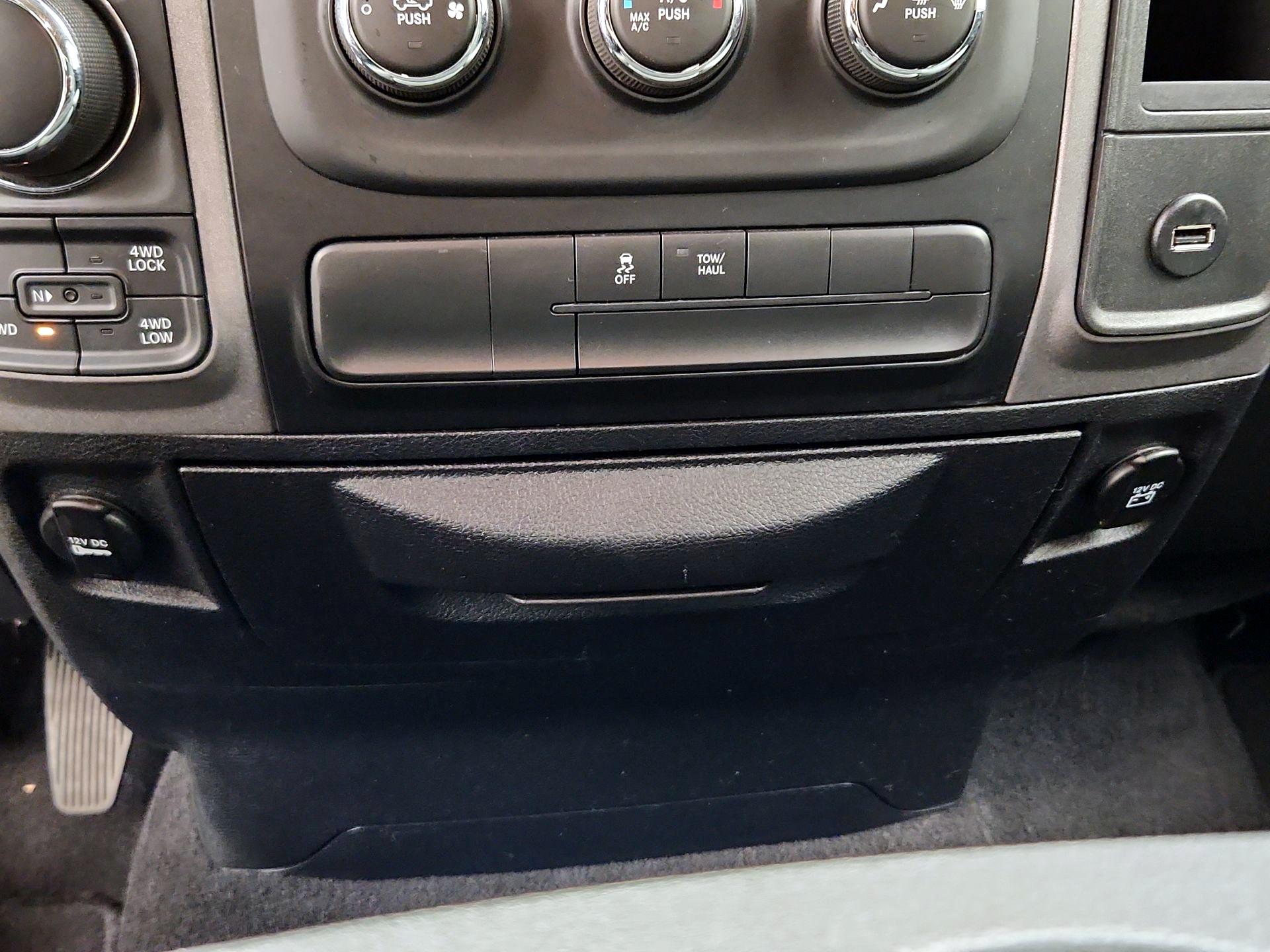 Thumbnail: 2017 RAM 1500 - 18