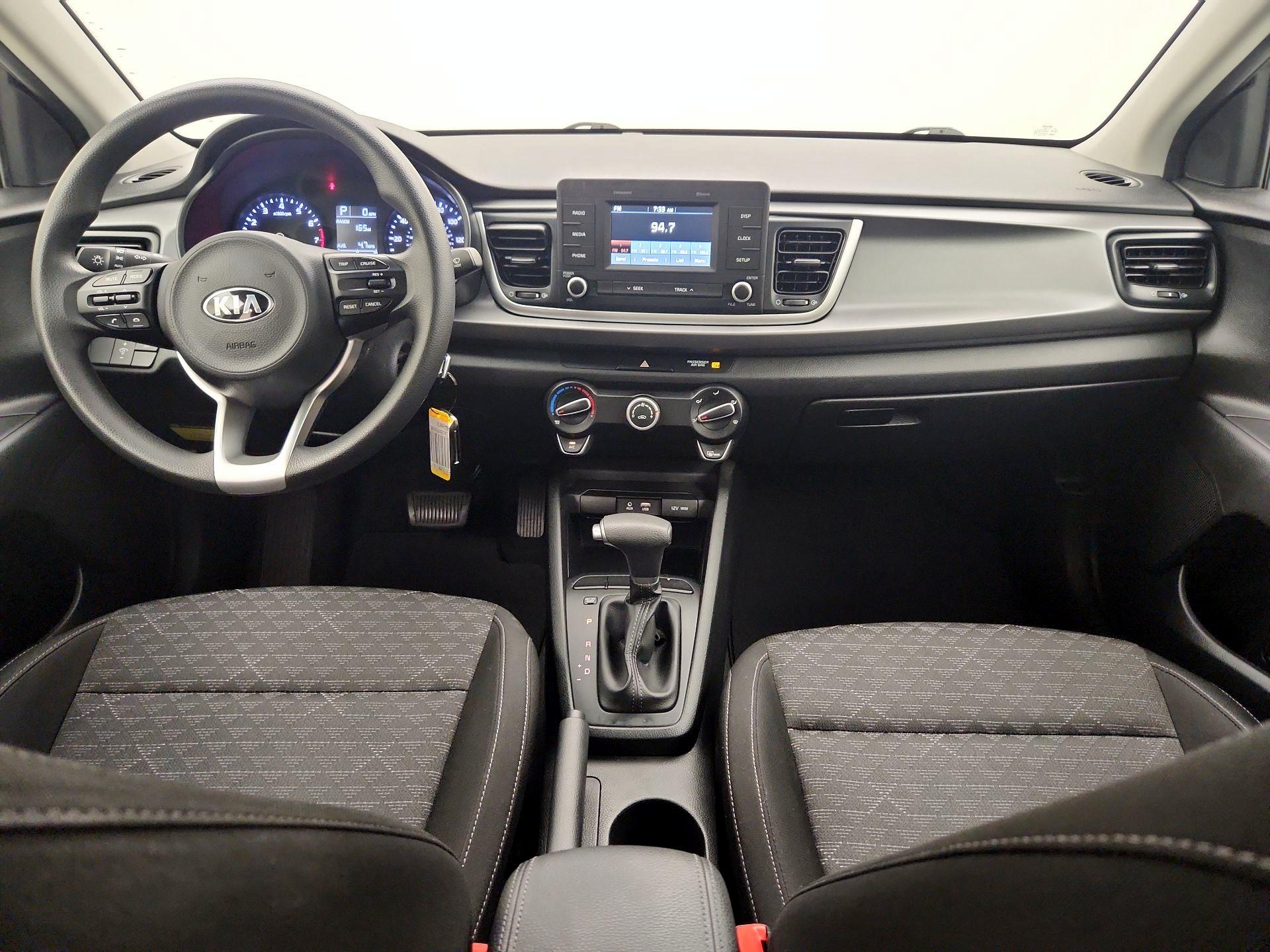 Thumbnail: 2019 Kia Rio - 9