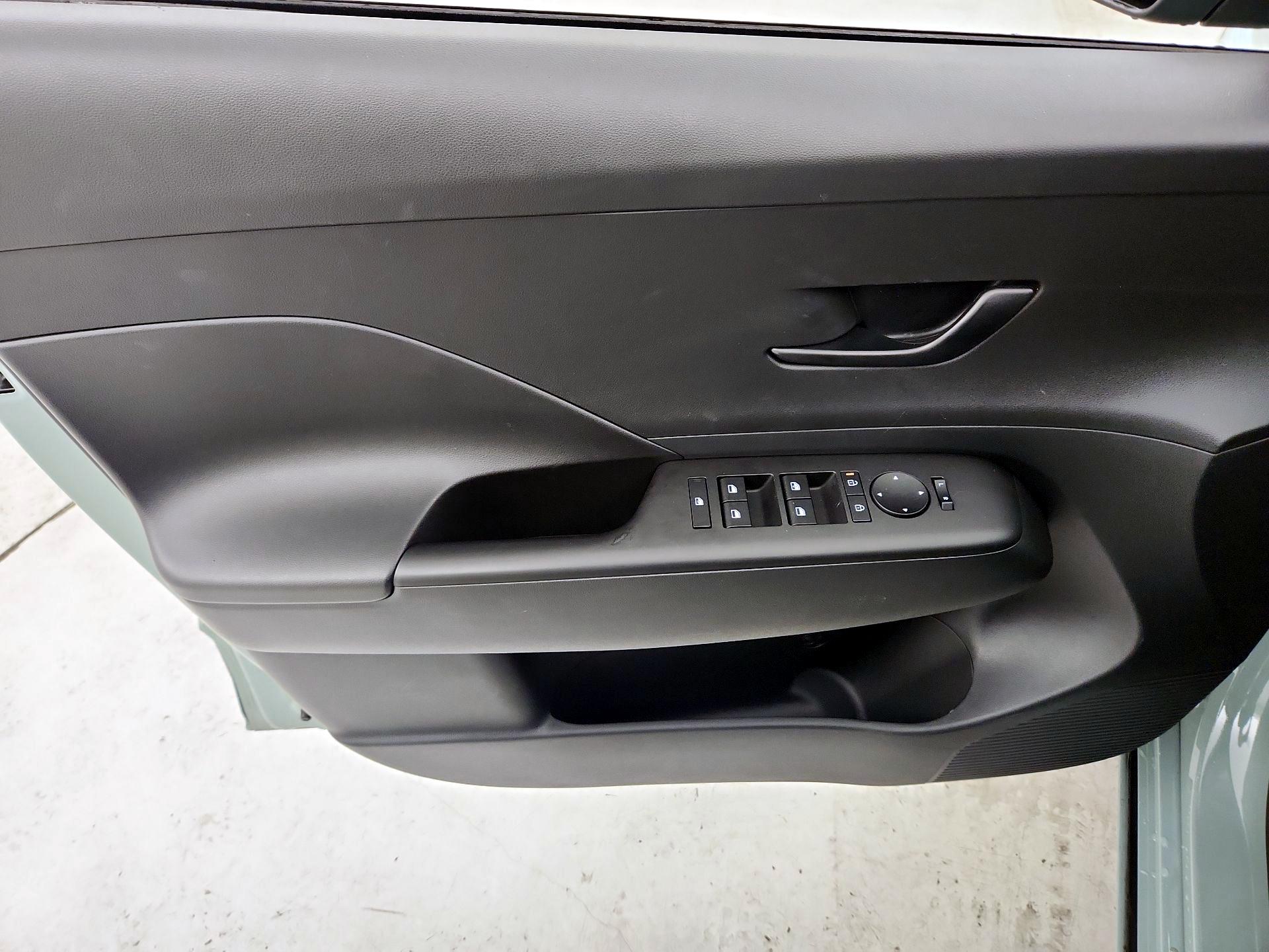 Thumbnail: 2025 Hyundai Kona - 12