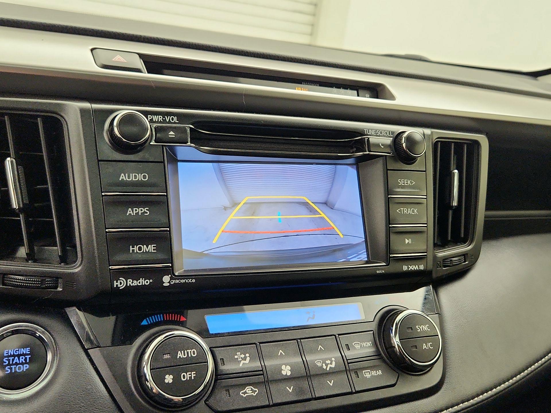 Thumbnail: 2018 Toyota RAV4 - 14