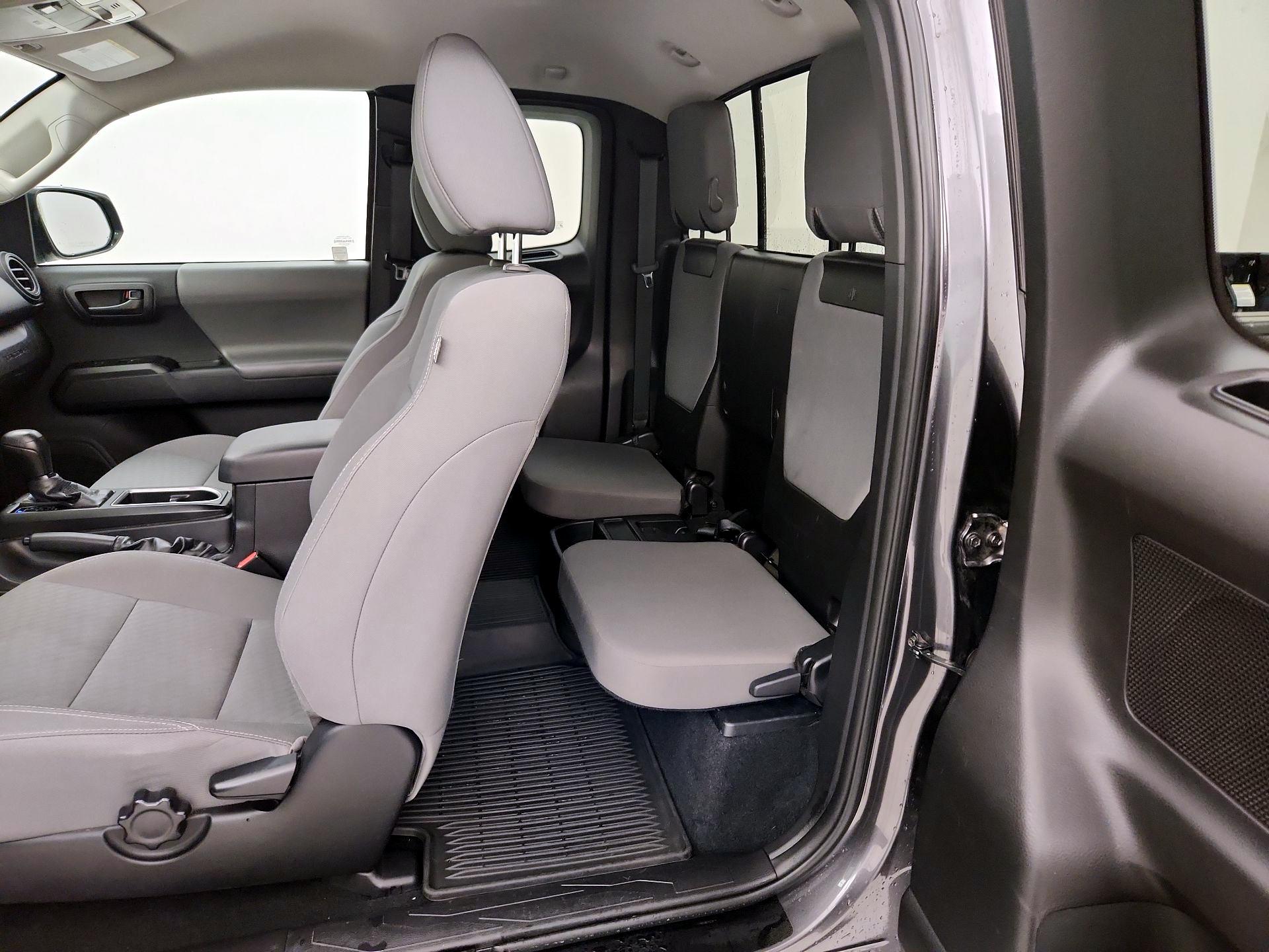 Thumbnail: 2020 Toyota Tacoma - 19