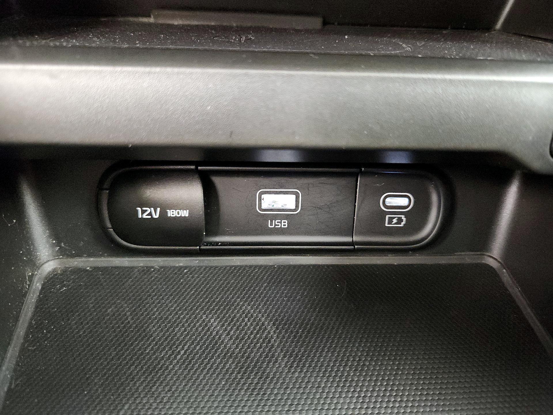 Thumbnail: 2023 Kia Soul - 19