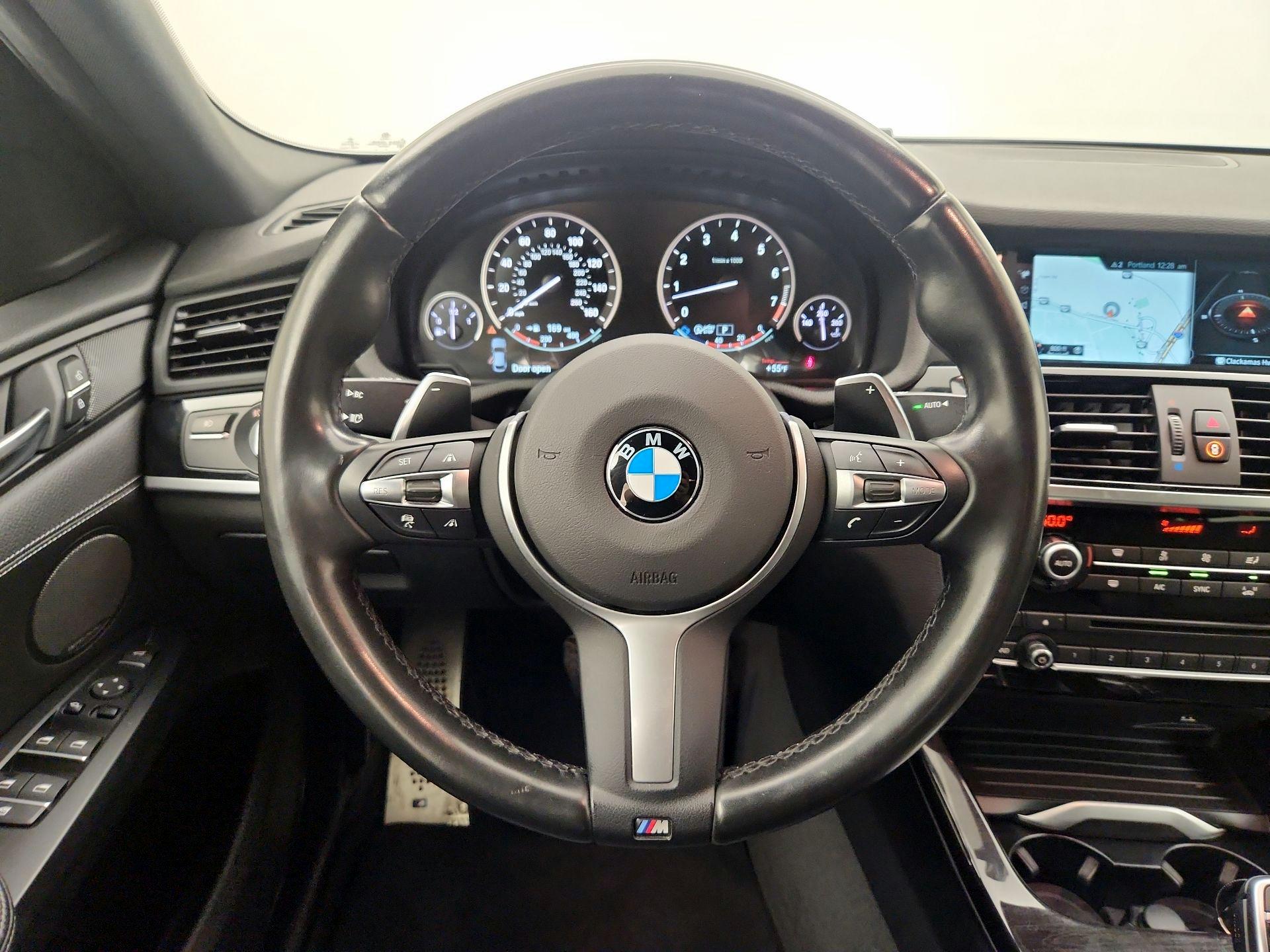 Thumbnail: 2018 BMW X4 - 10