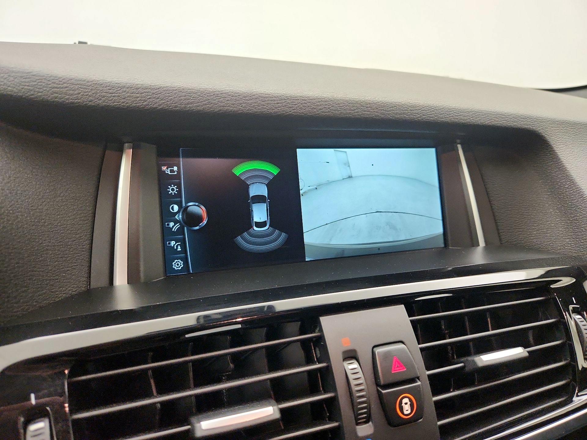 Thumbnail: 2018 BMW X4 - 15