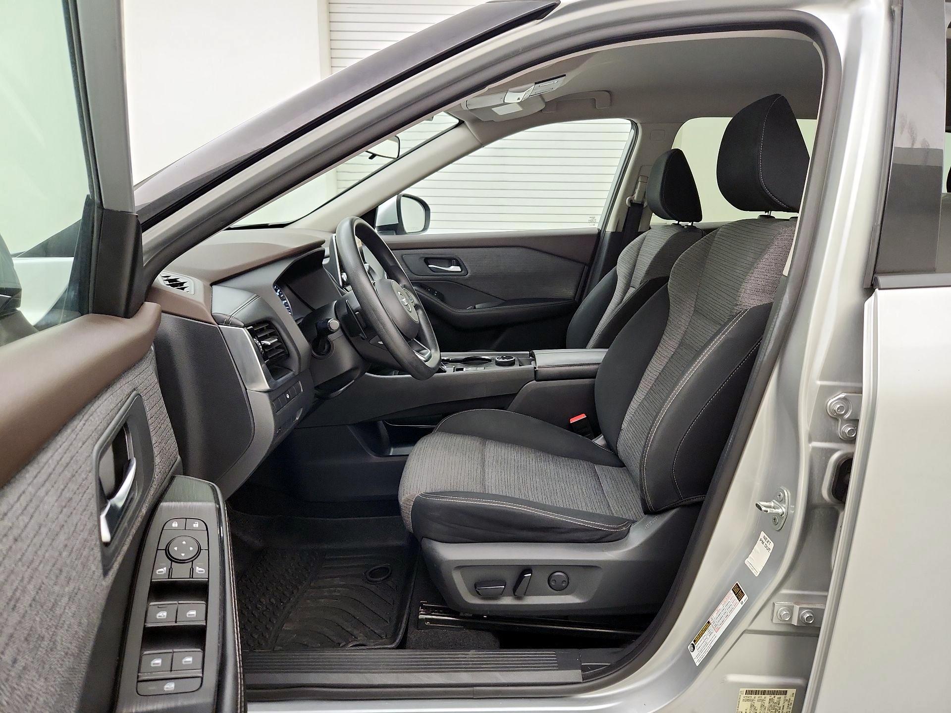 Thumbnail: 2021 Nissan Rogue - 11