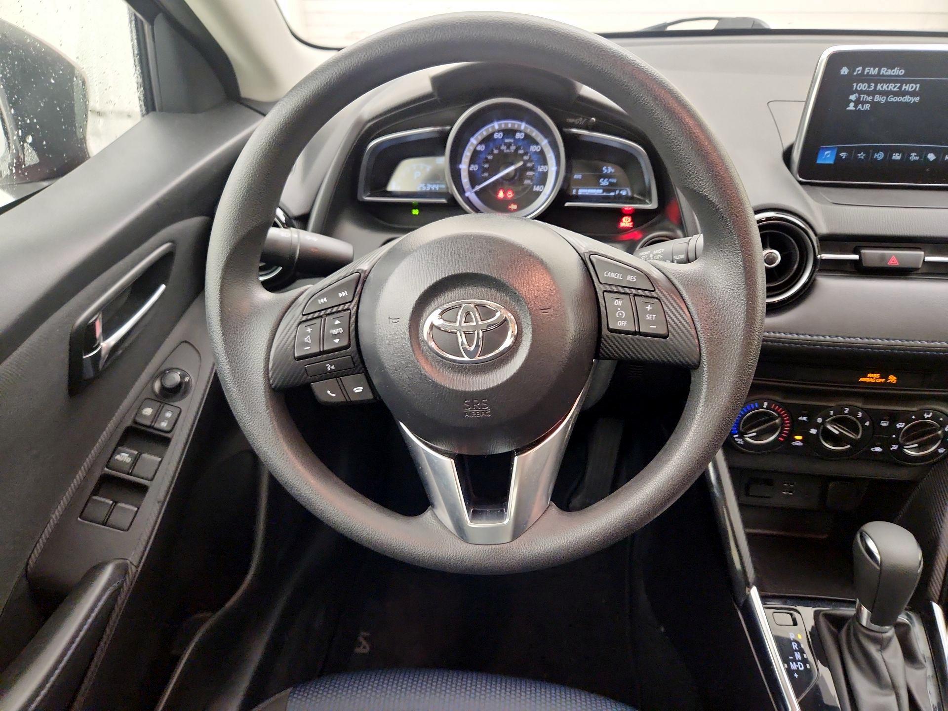 Thumbnail: 2018 Toyota Yaris iA - 10