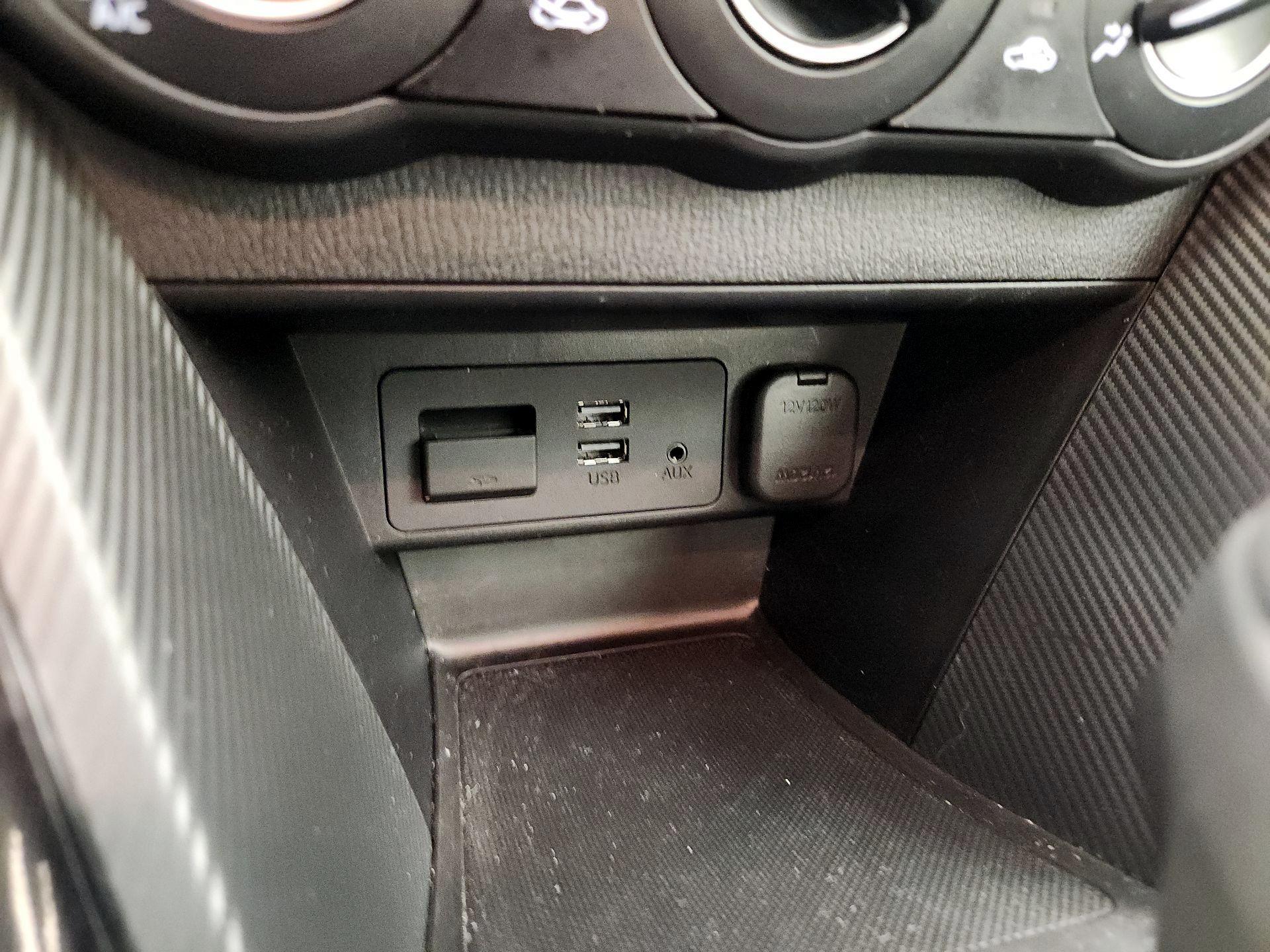 Thumbnail: 2018 Toyota Yaris iA - 18