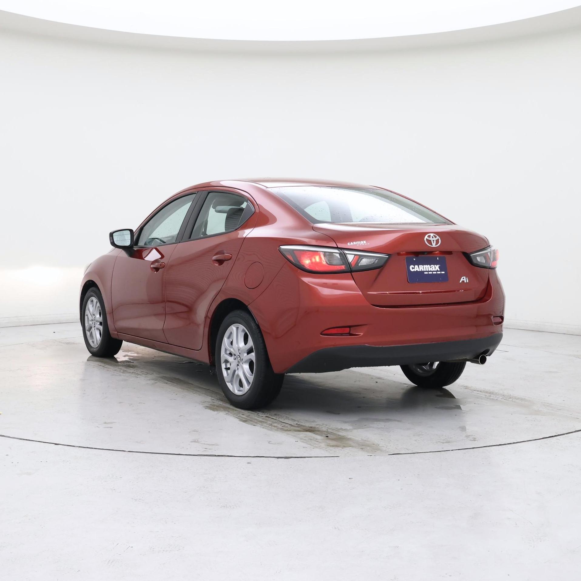 Thumbnail: 2018 Toyota Yaris iA - 2