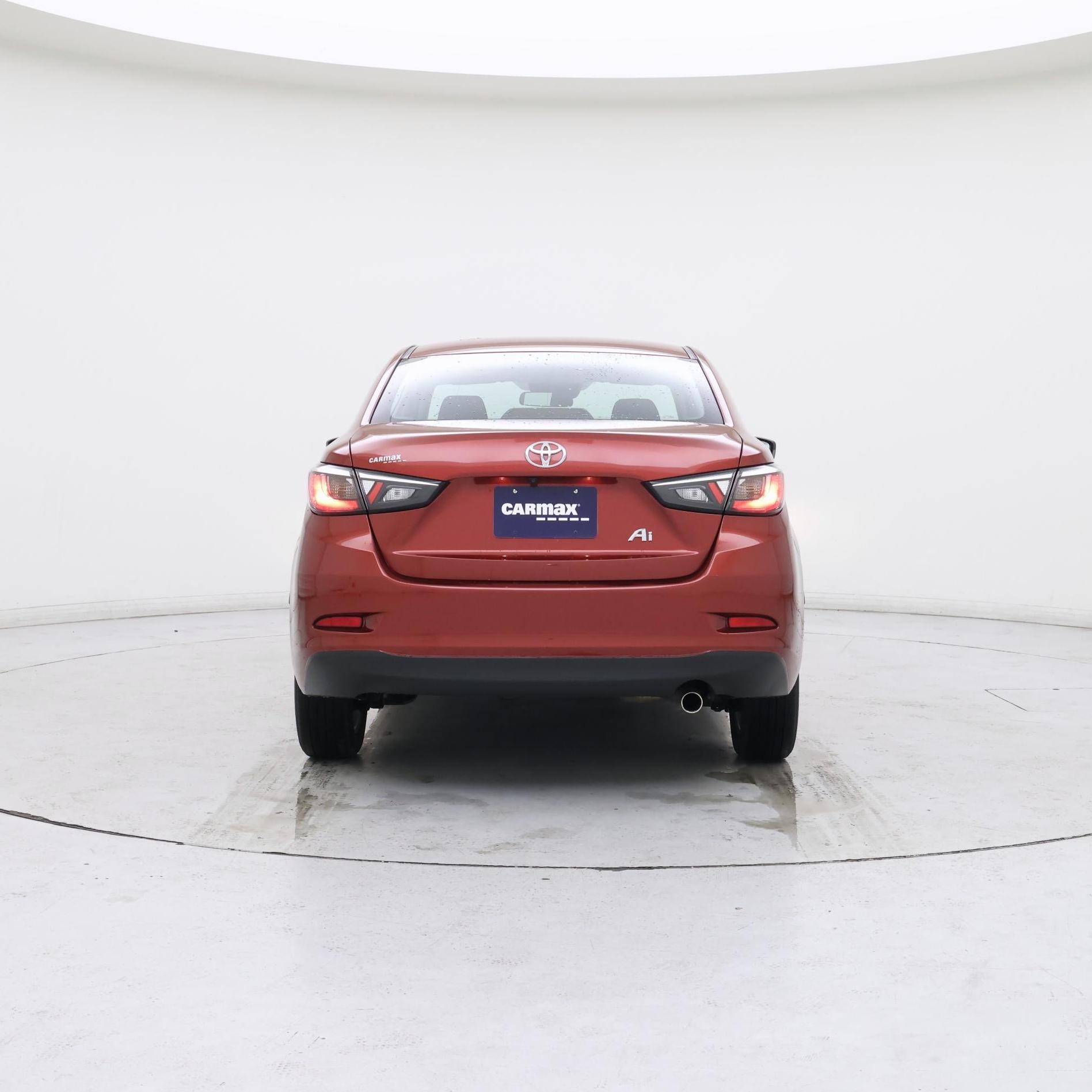 Thumbnail: 2018 Toyota Yaris iA - 6