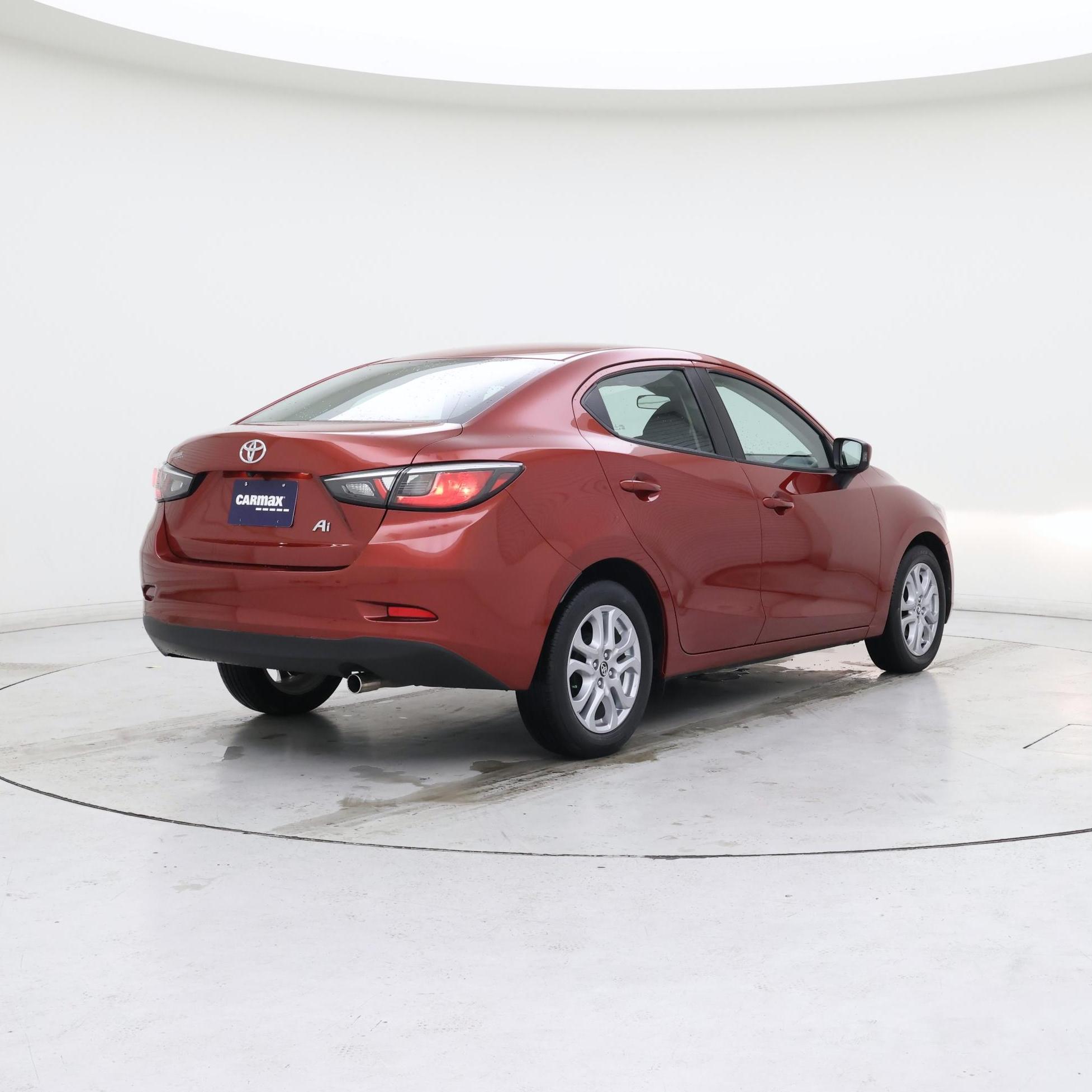 Thumbnail: 2018 Toyota Yaris iA - 8