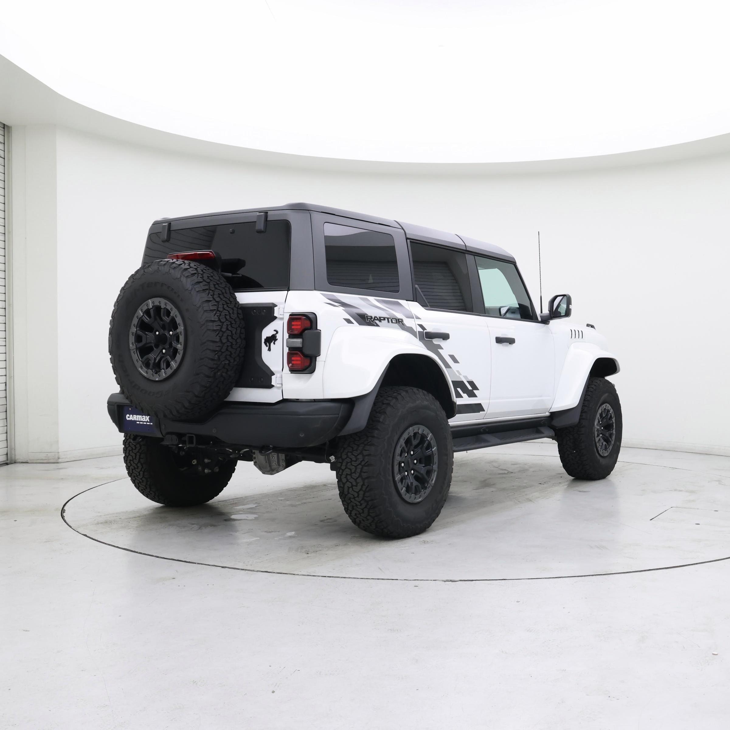 Thumbnail: 2024 Ford Bronco - 8