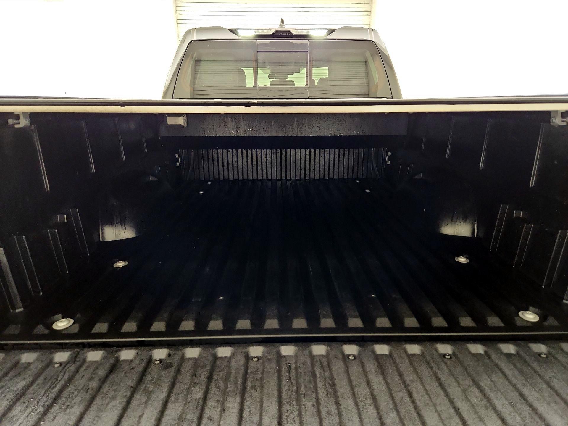 Thumbnail: 2022 Toyota Tundra - 20