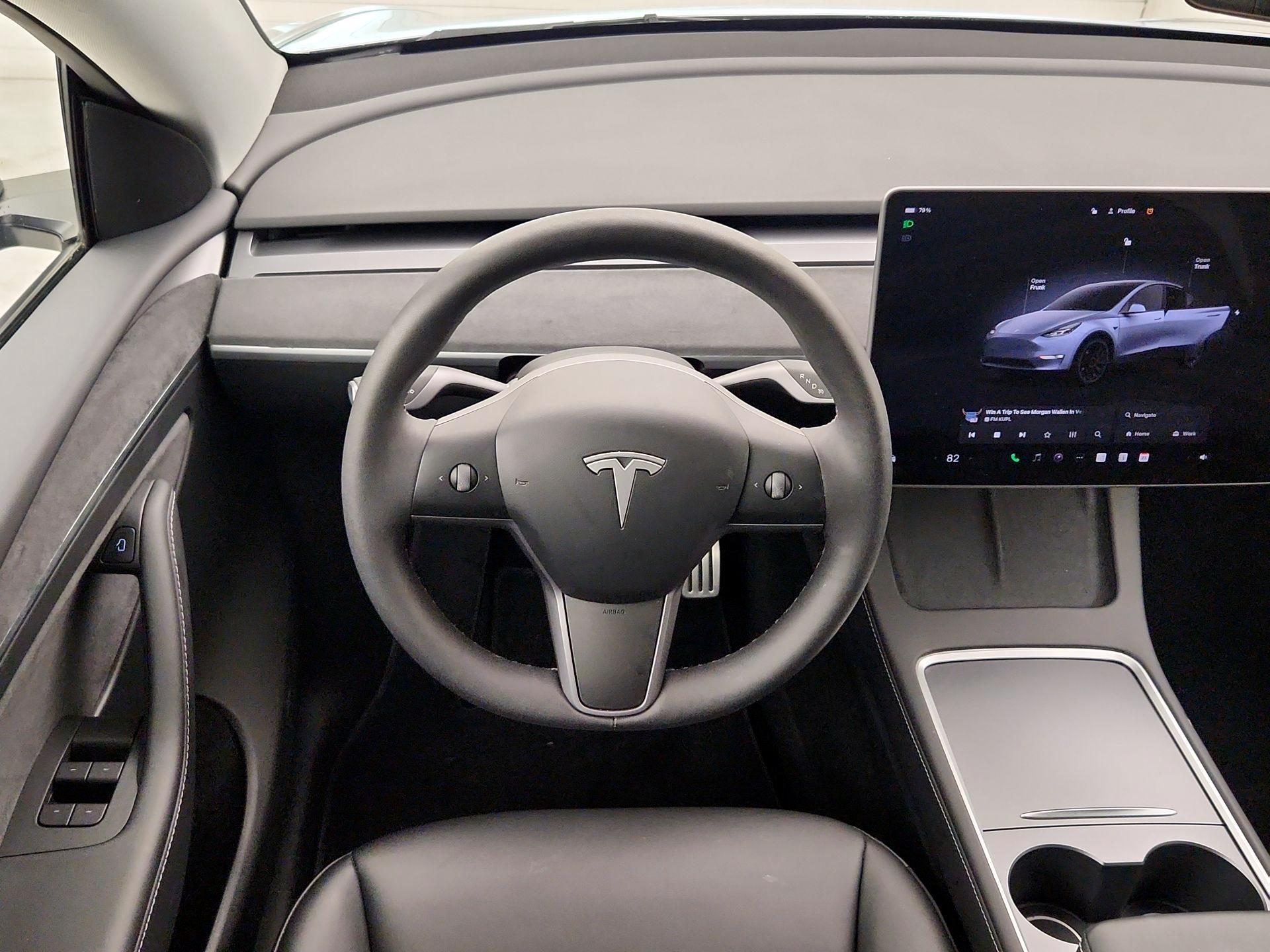 Thumbnail: 2025 Tesla Model Y - 10