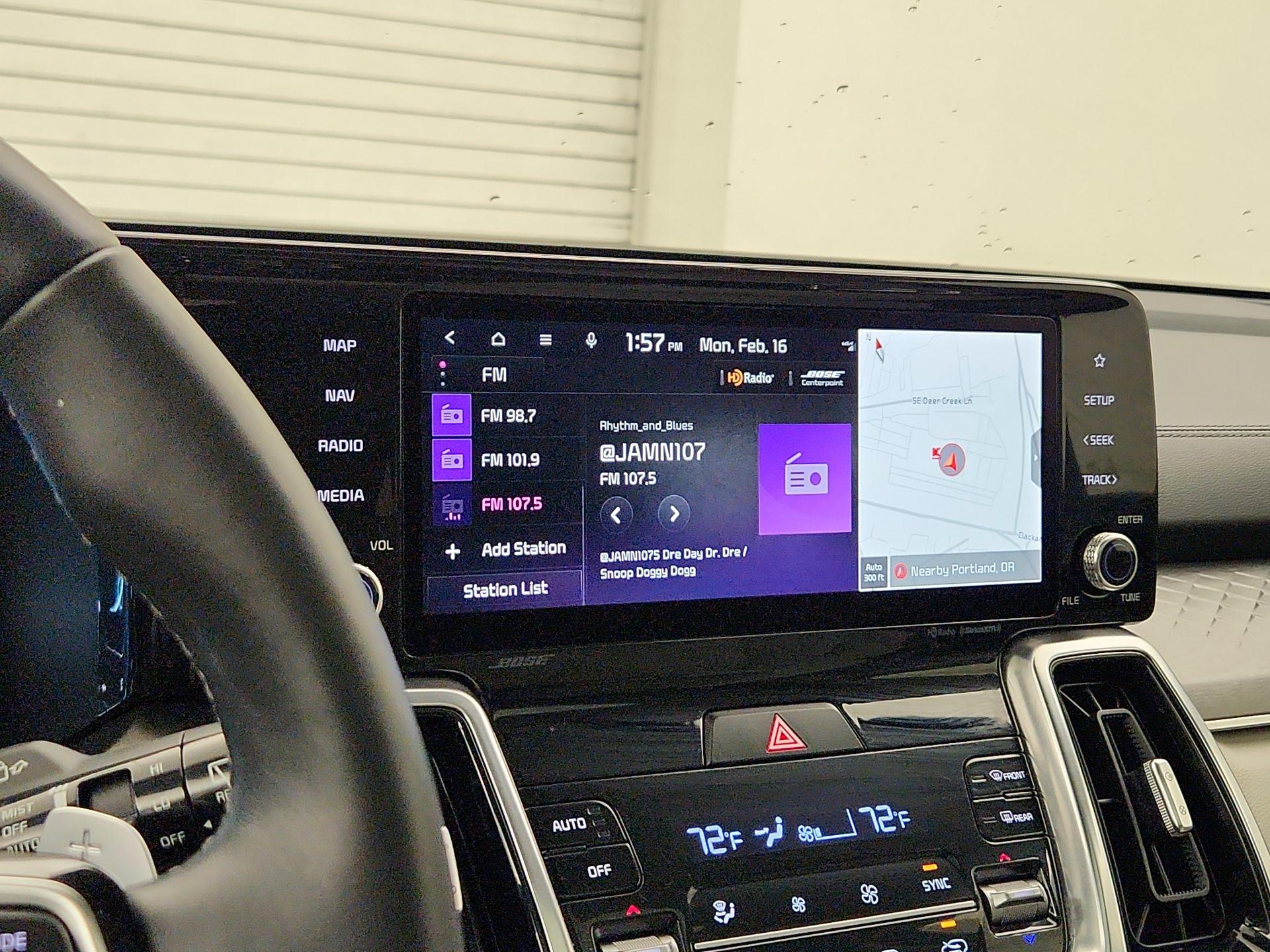 Thumbnail: 2023 Kia Sorento - 16