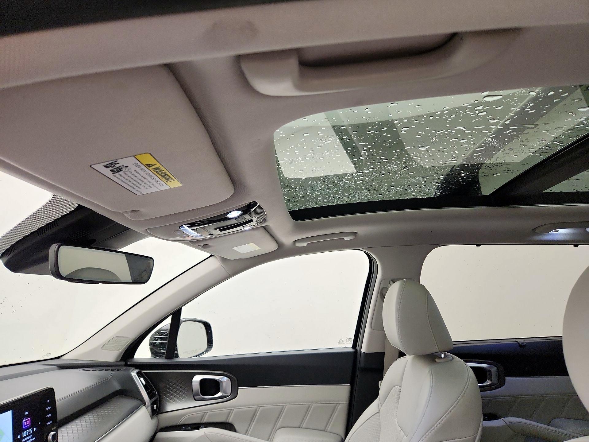 Thumbnail: 2023 Kia Sorento - 20