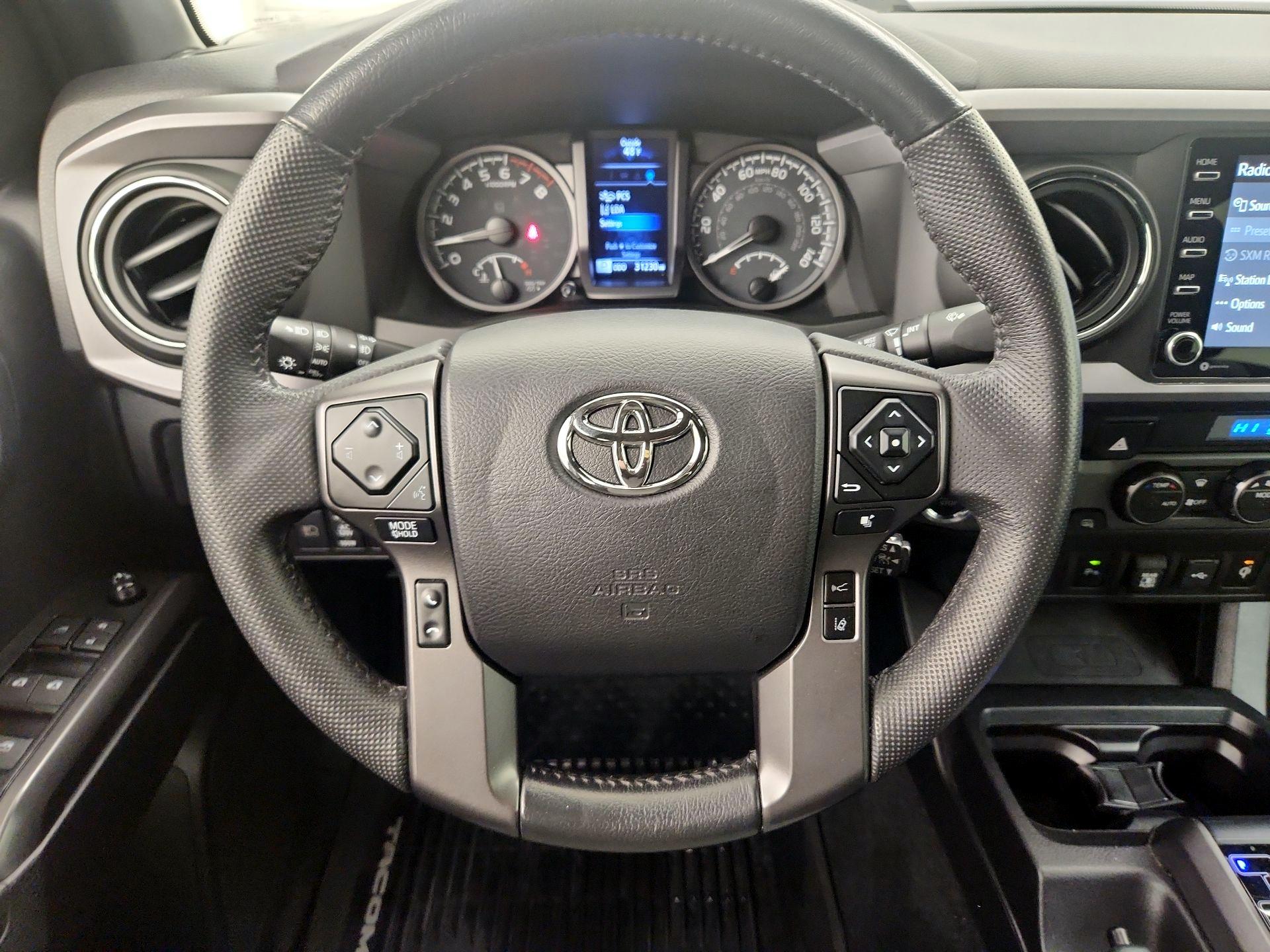 Thumbnail: 2021 Toyota Tacoma - 10