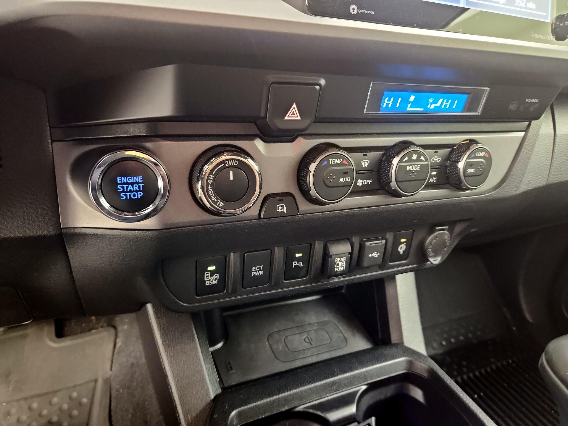 Thumbnail: 2021 Toyota Tacoma - 16