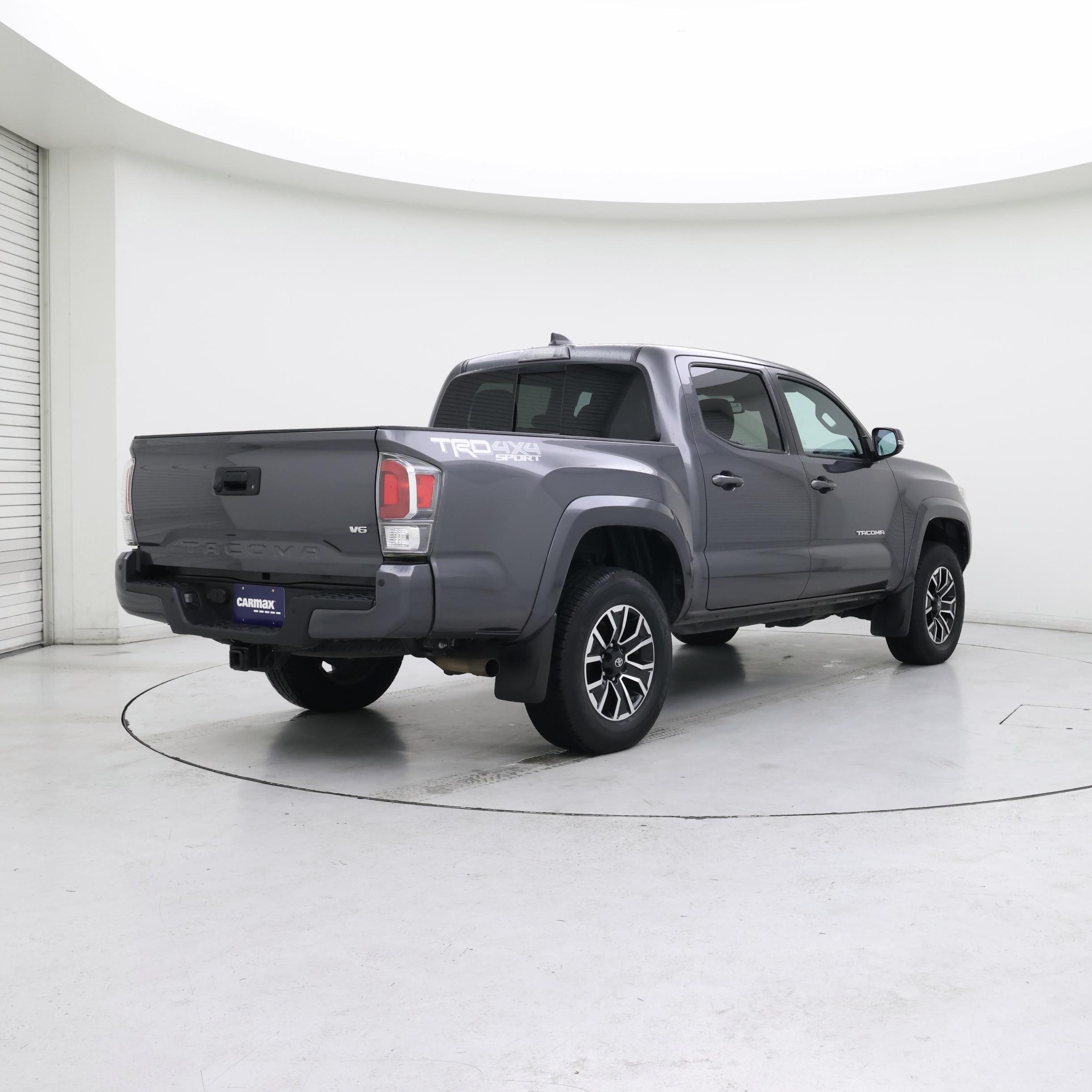 Thumbnail: 2021 Toyota Tacoma - 8