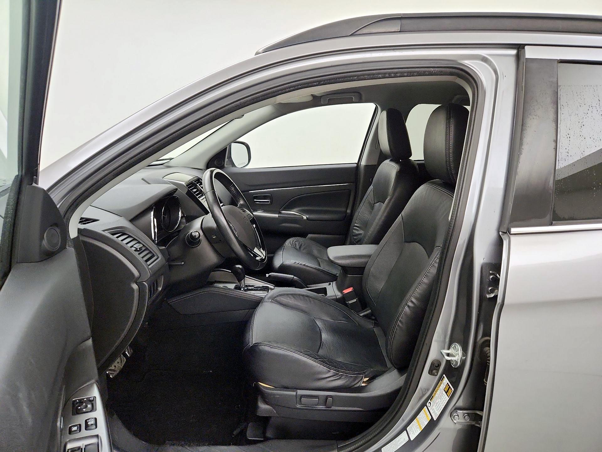 Thumbnail: 2018 Mitsubishi Outlander Sport - 11