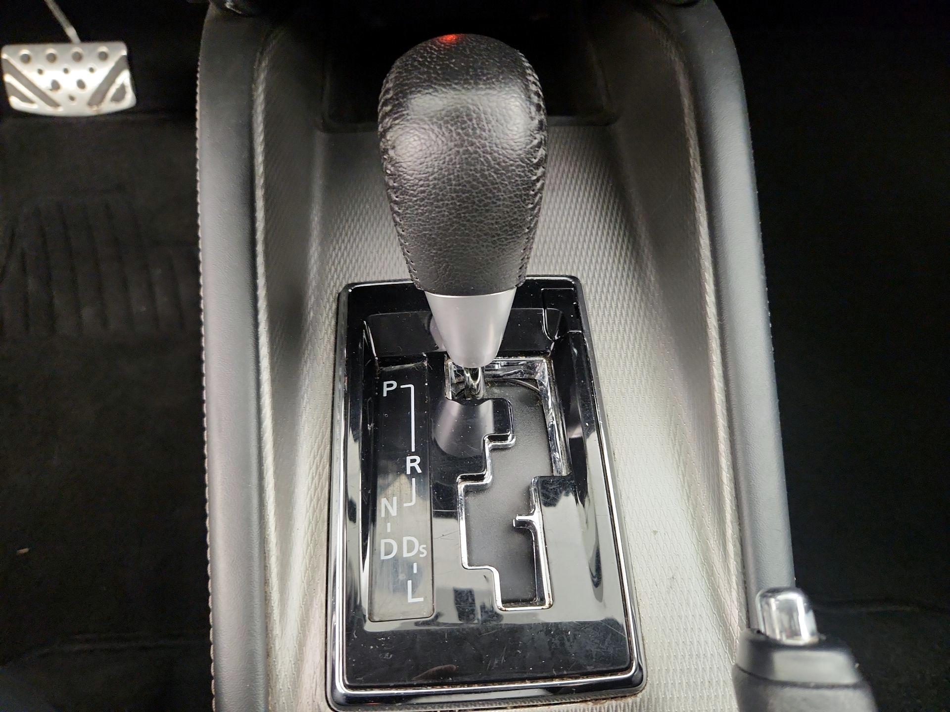 Thumbnail: 2018 Mitsubishi Outlander Sport - 16