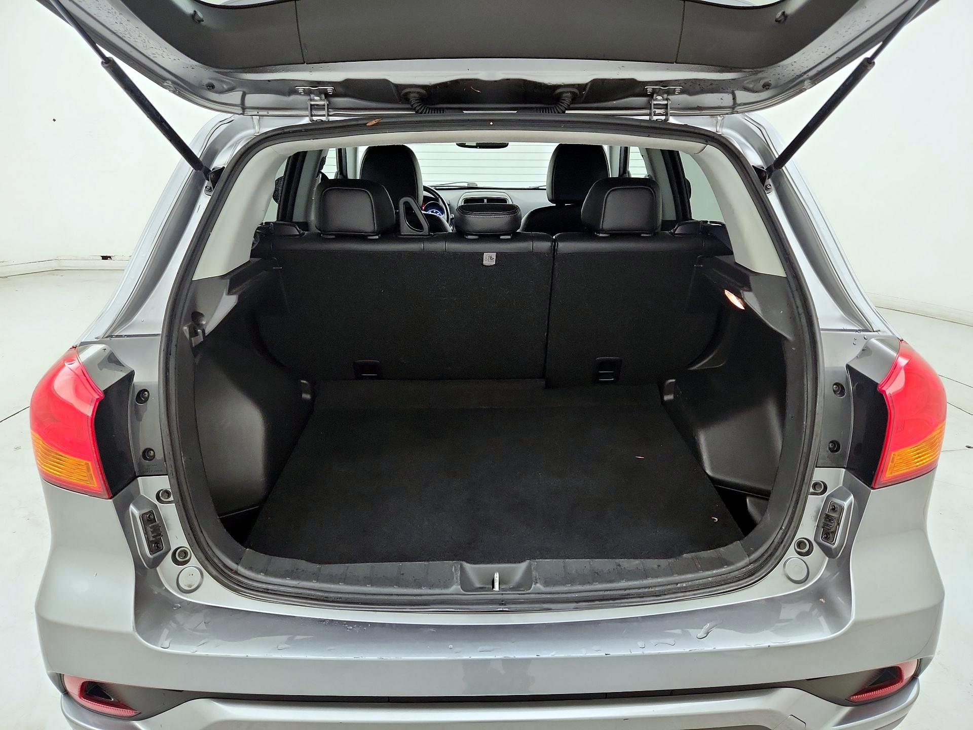 Thumbnail: 2018 Mitsubishi Outlander Sport - 19