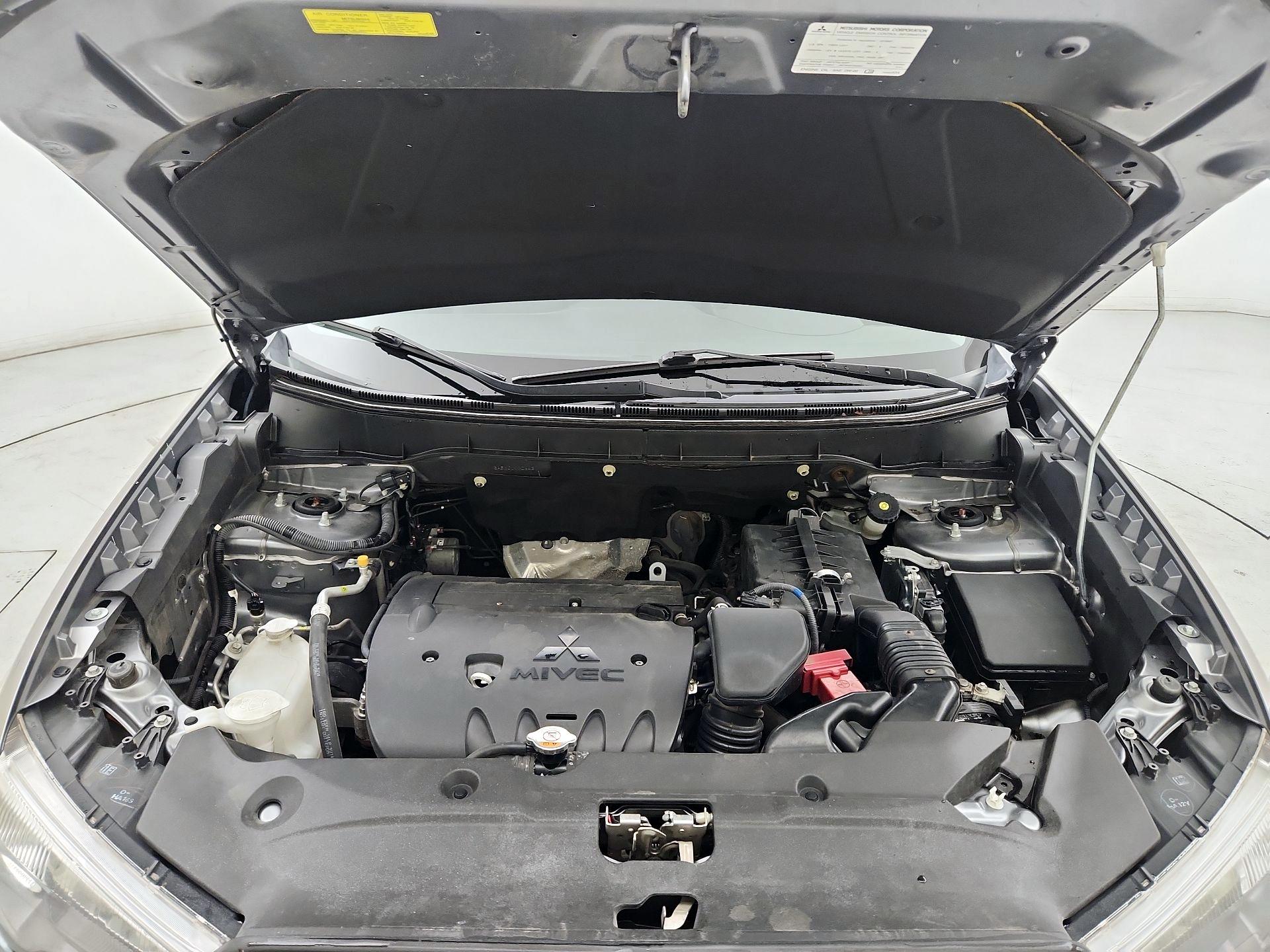 Thumbnail: 2018 Mitsubishi Outlander Sport - 20