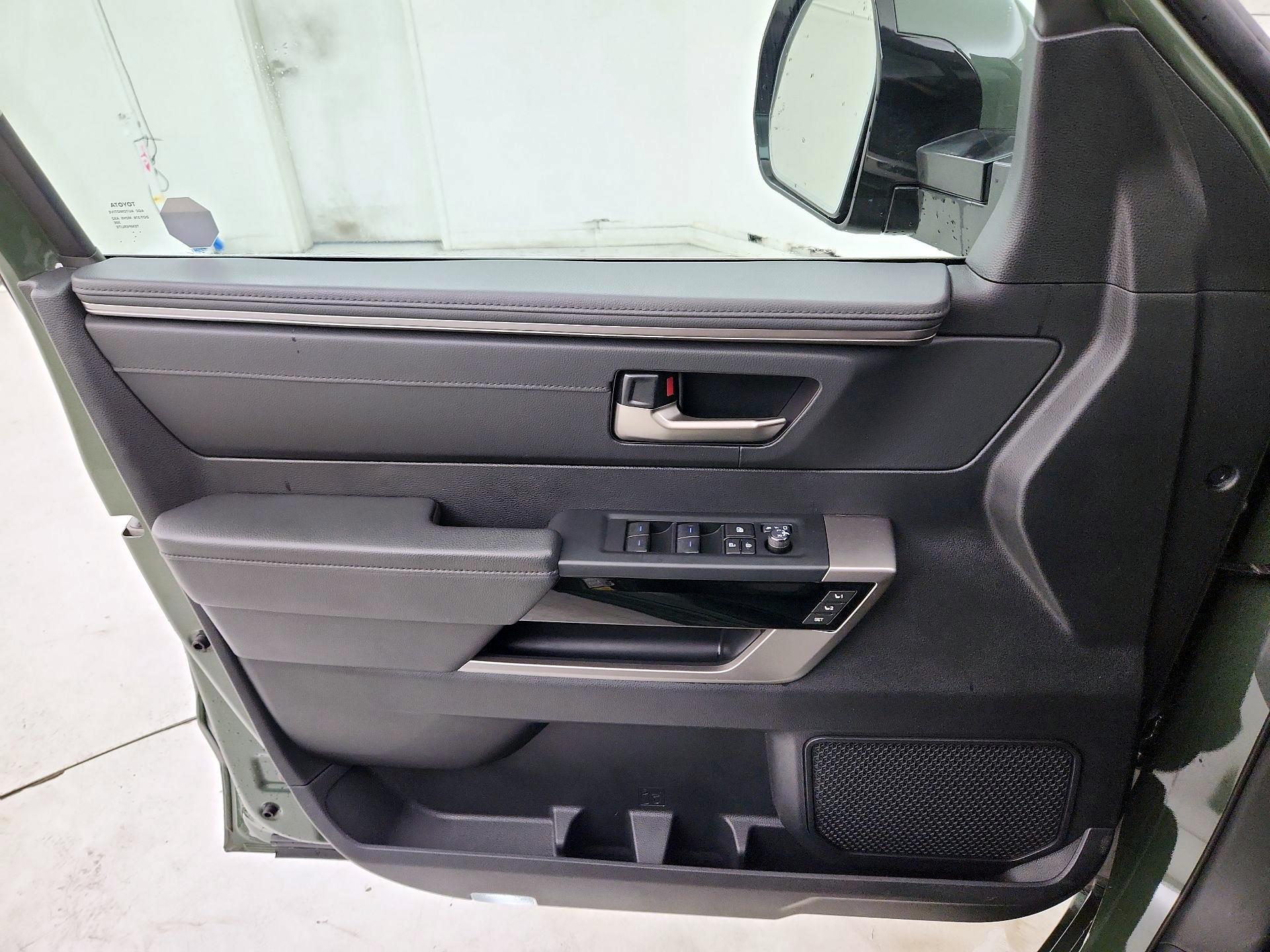 Thumbnail: 2023 Toyota Tundra - 12