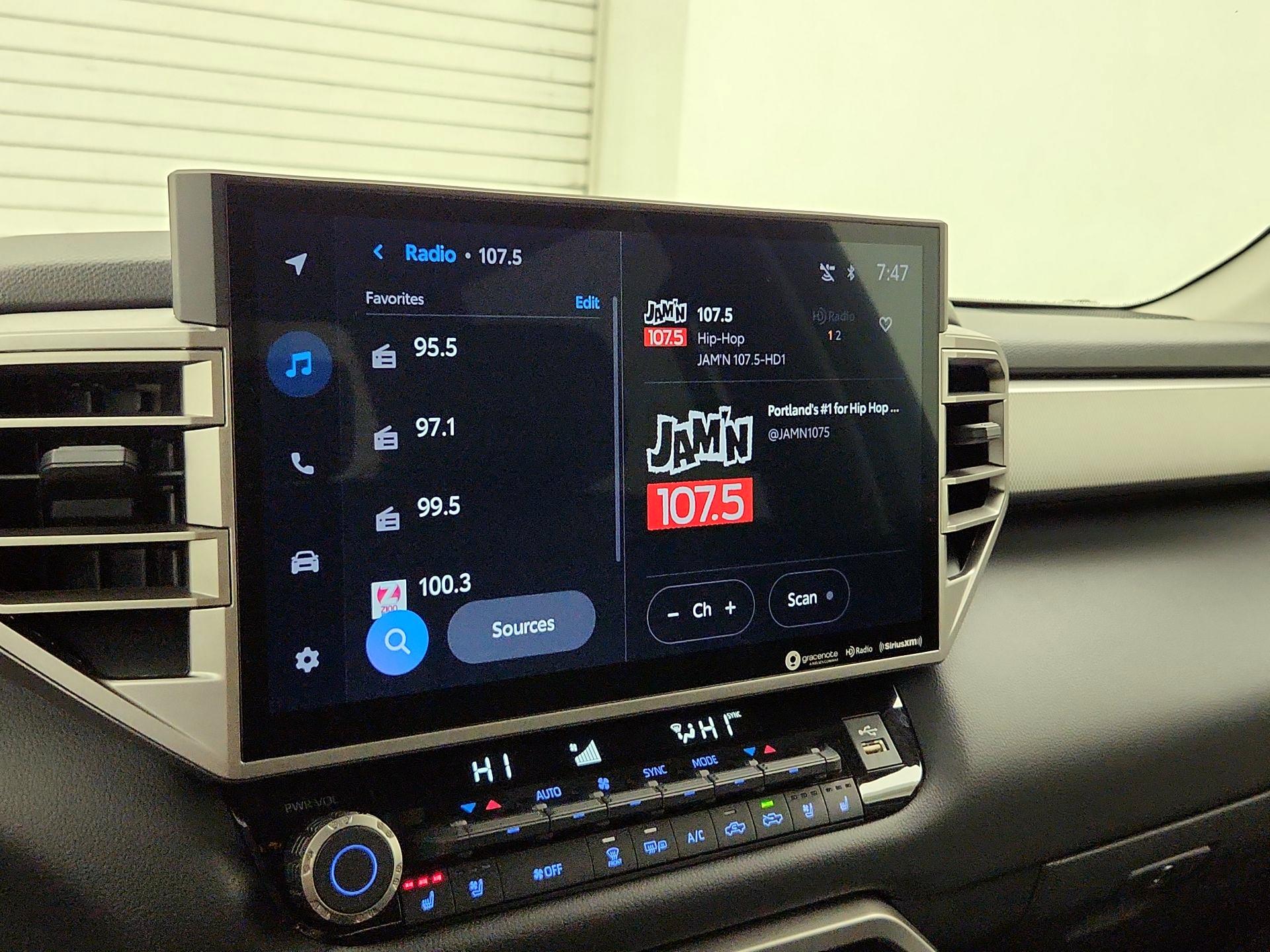 Thumbnail: 2023 Toyota Tundra - 15