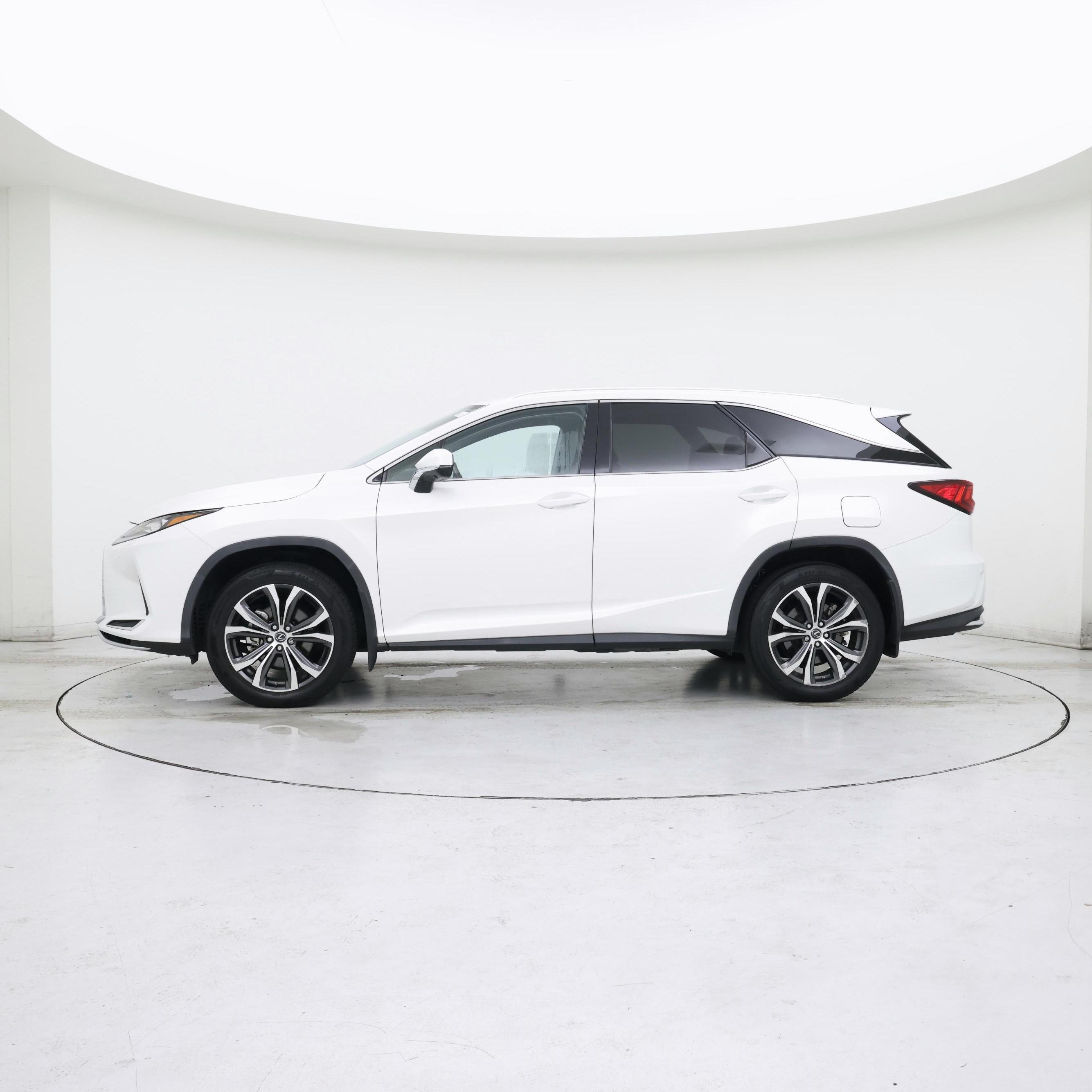 Thumbnail: 2021 Lexus RX - 3