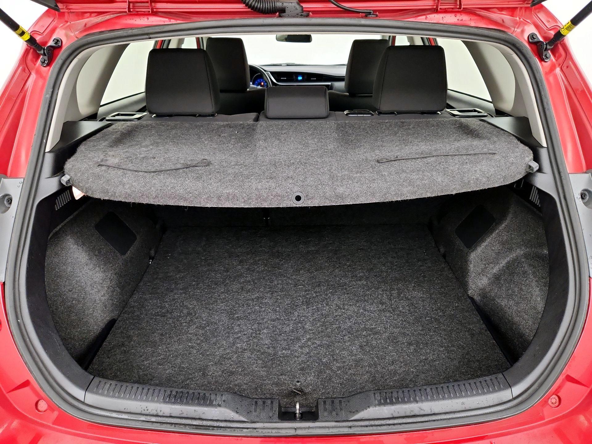 Thumbnail: 2018 Toyota Corolla iM - 20