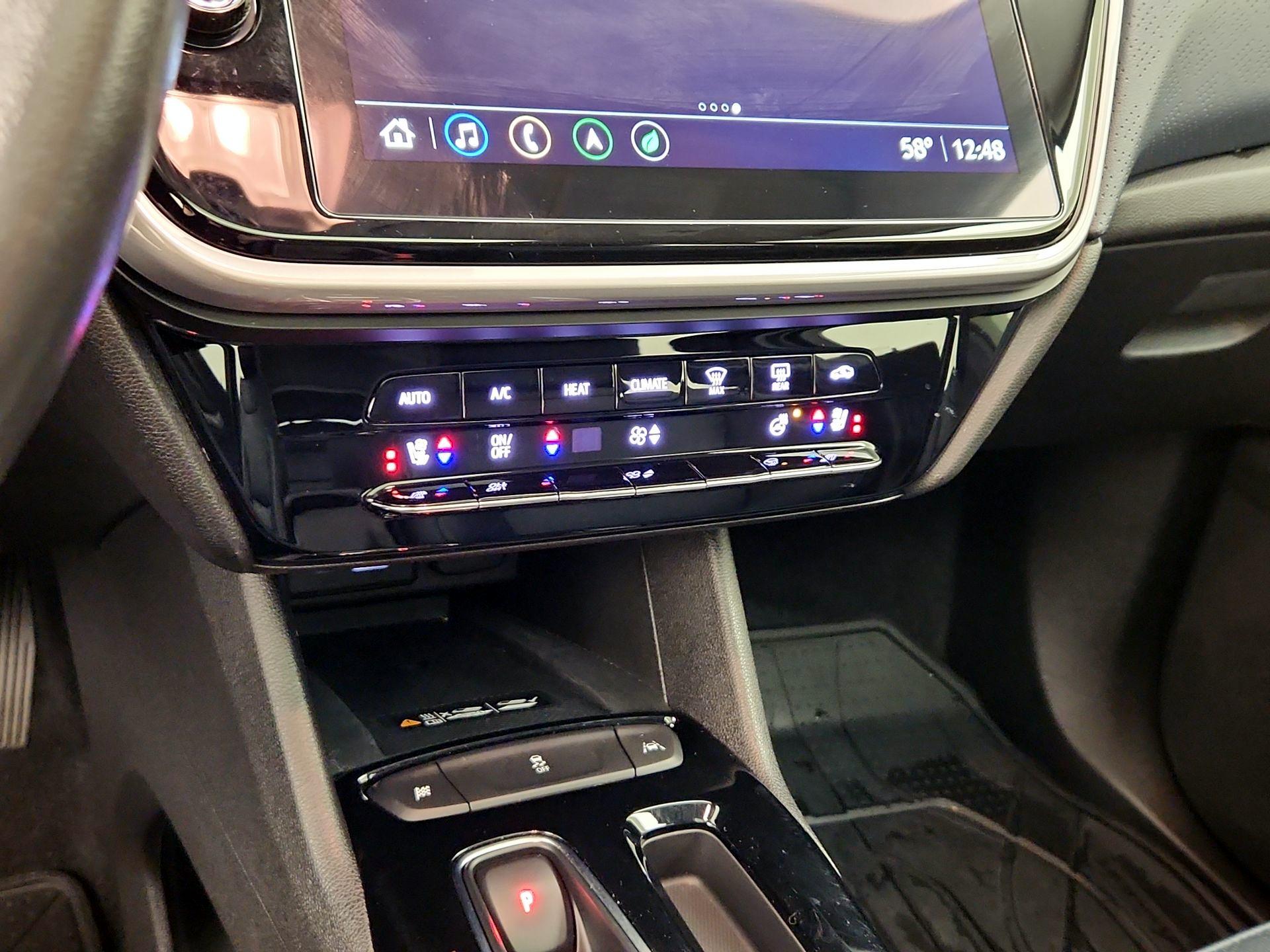 Thumbnail: 2023 Chevrolet Bolt EUV - 16