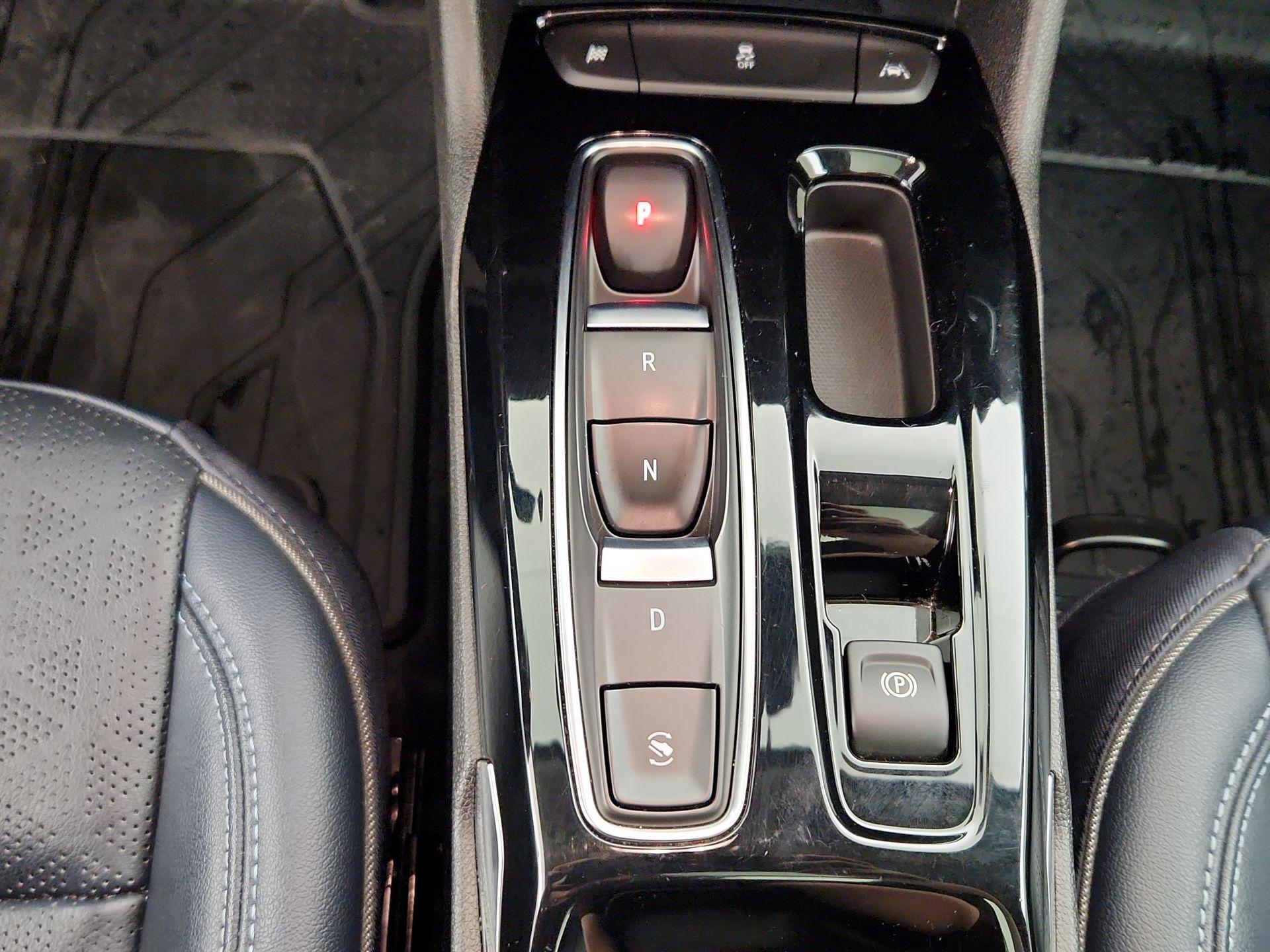 Thumbnail: 2023 Chevrolet Bolt EUV - 17