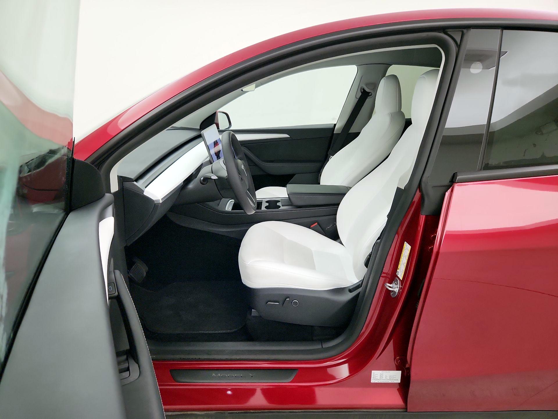 Thumbnail: 2025 Tesla Model Y - 11