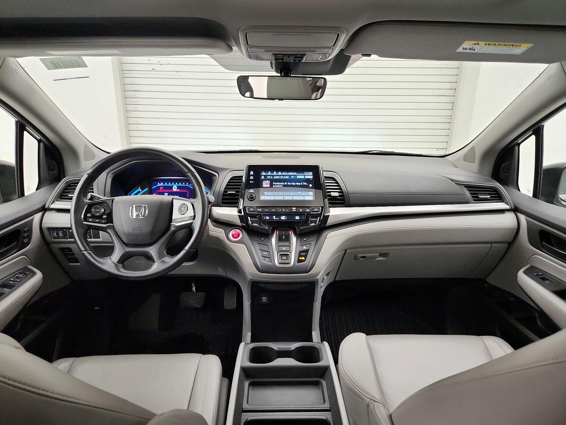 Thumbnail: 2018 Honda Odyssey - 9