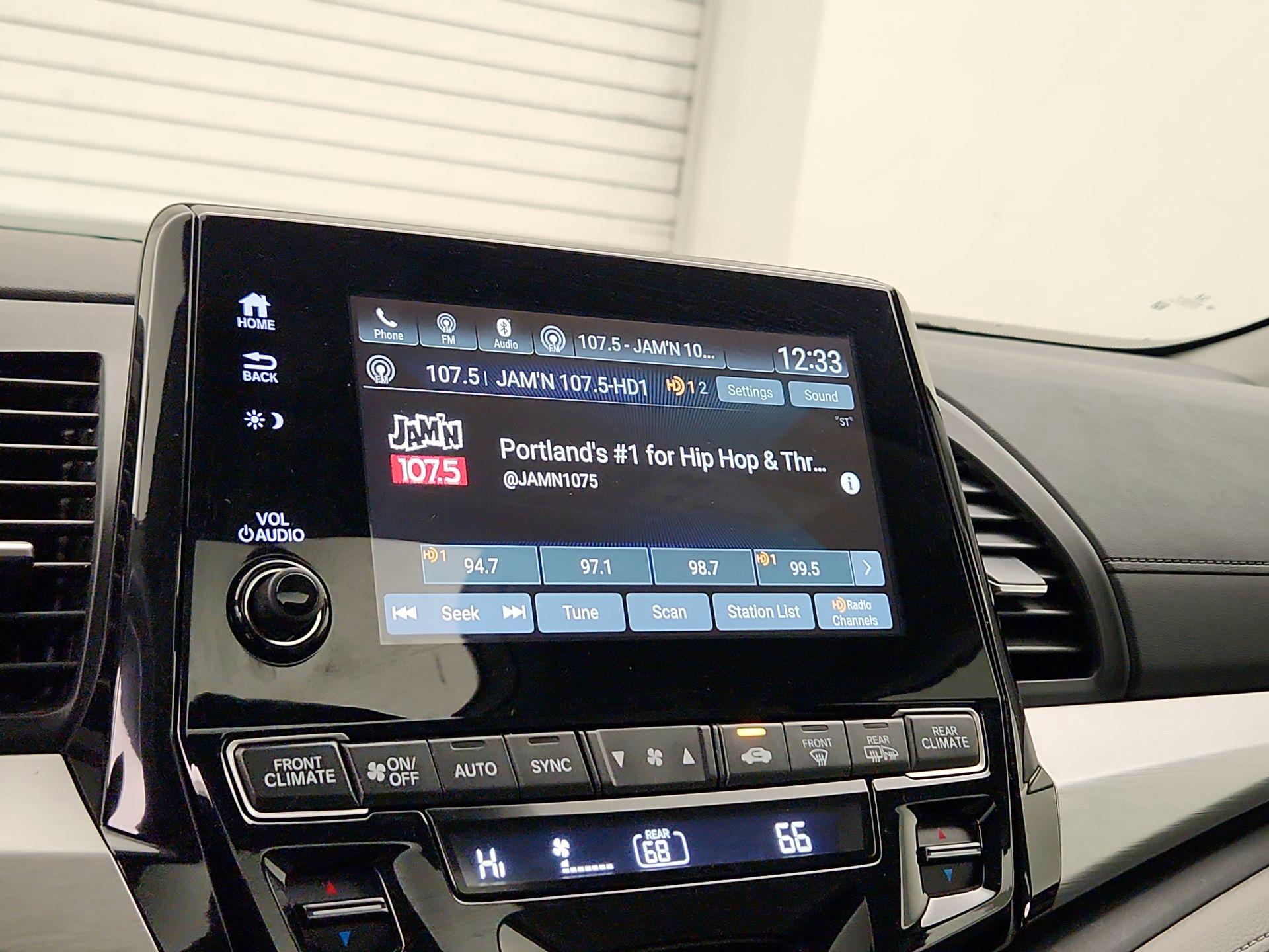 Thumbnail: 2018 Honda Odyssey - 15