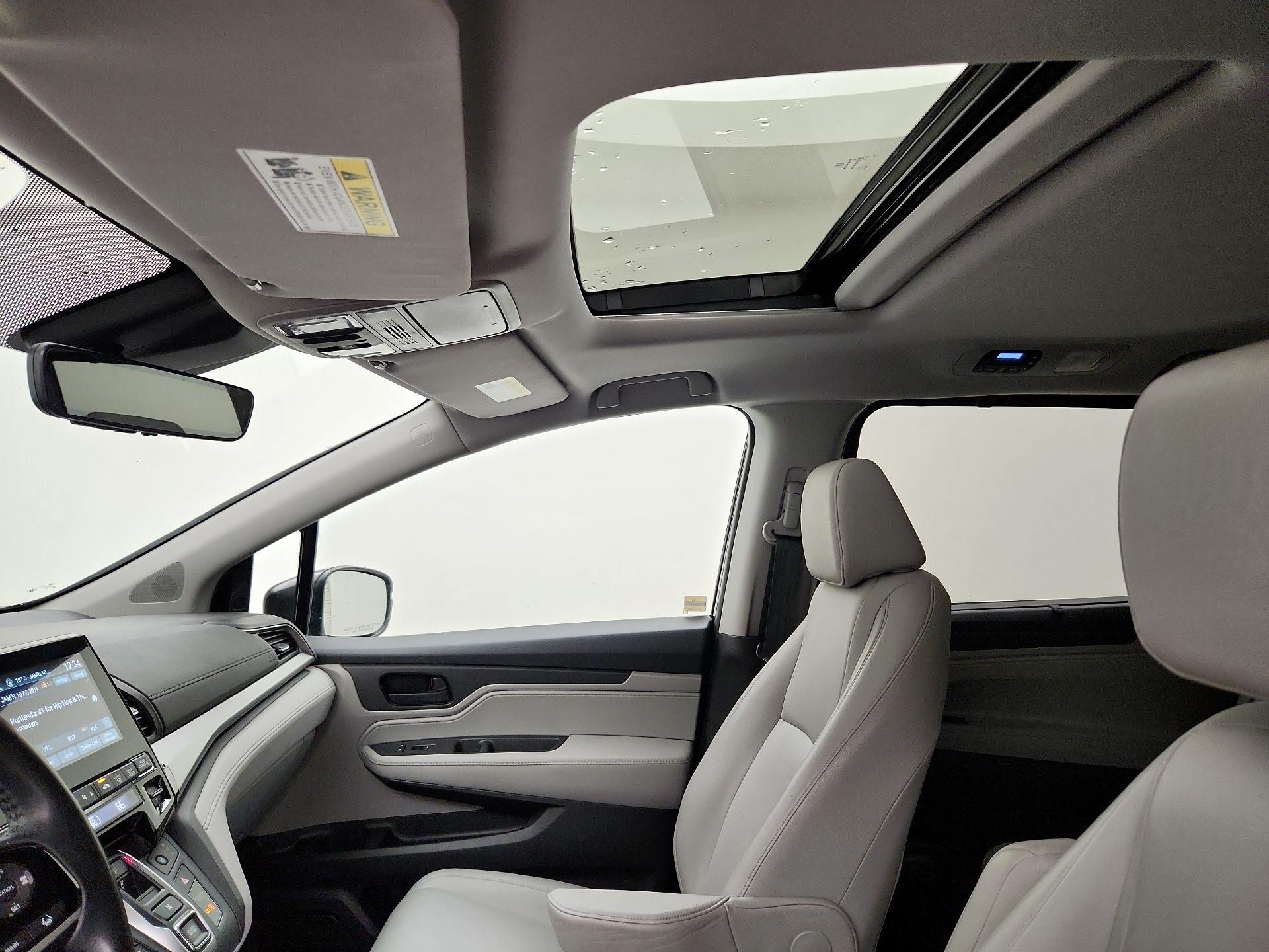 Thumbnail: 2018 Honda Odyssey - 19