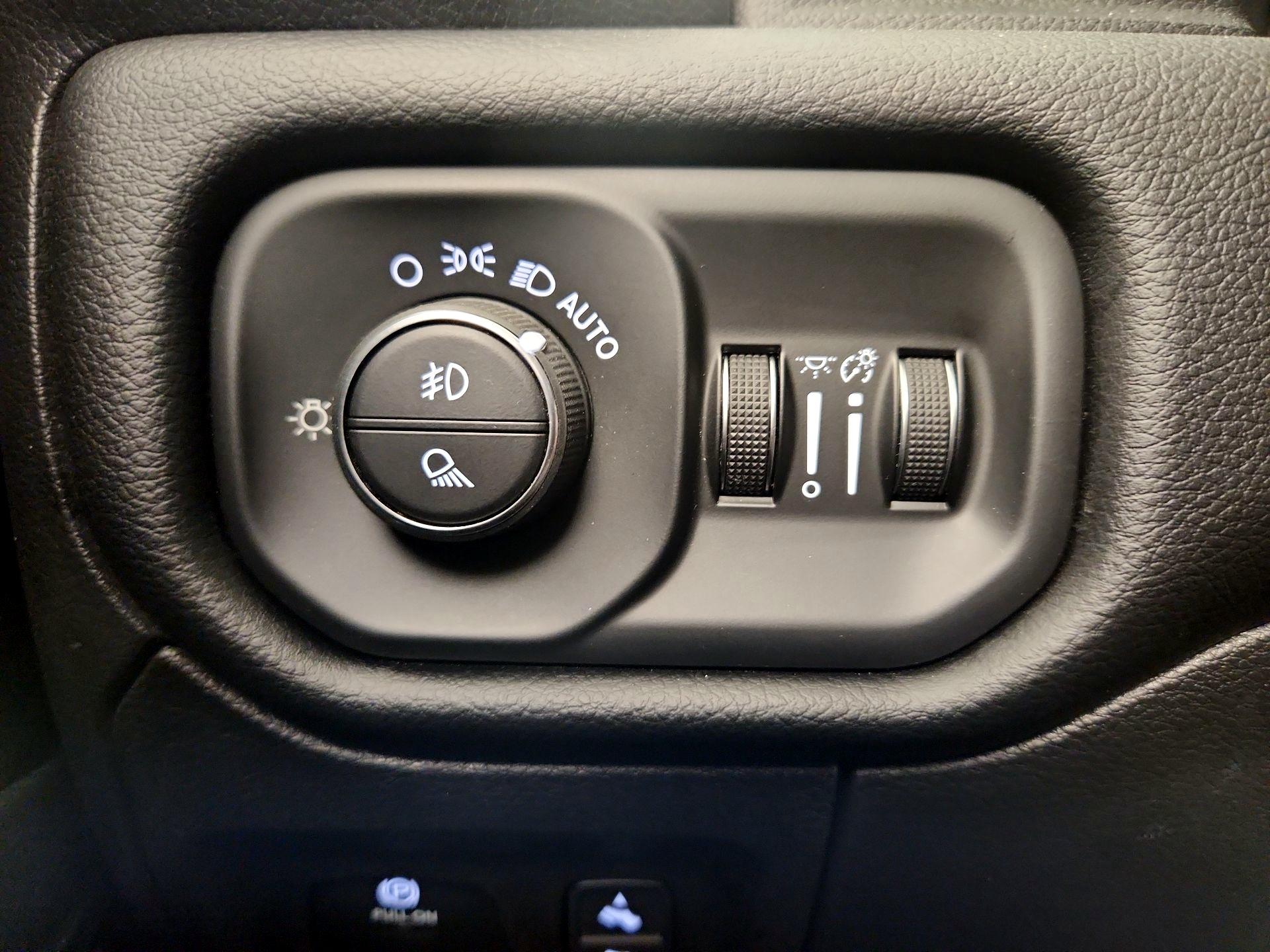 Thumbnail: 2022 RAM 1500 - 13