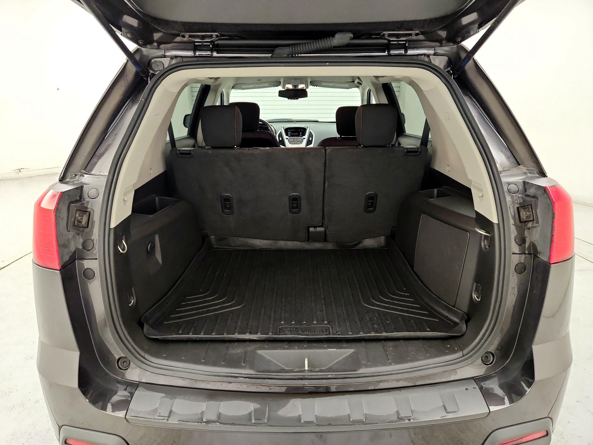 Thumbnail: 2015 GMC Terrain - 19