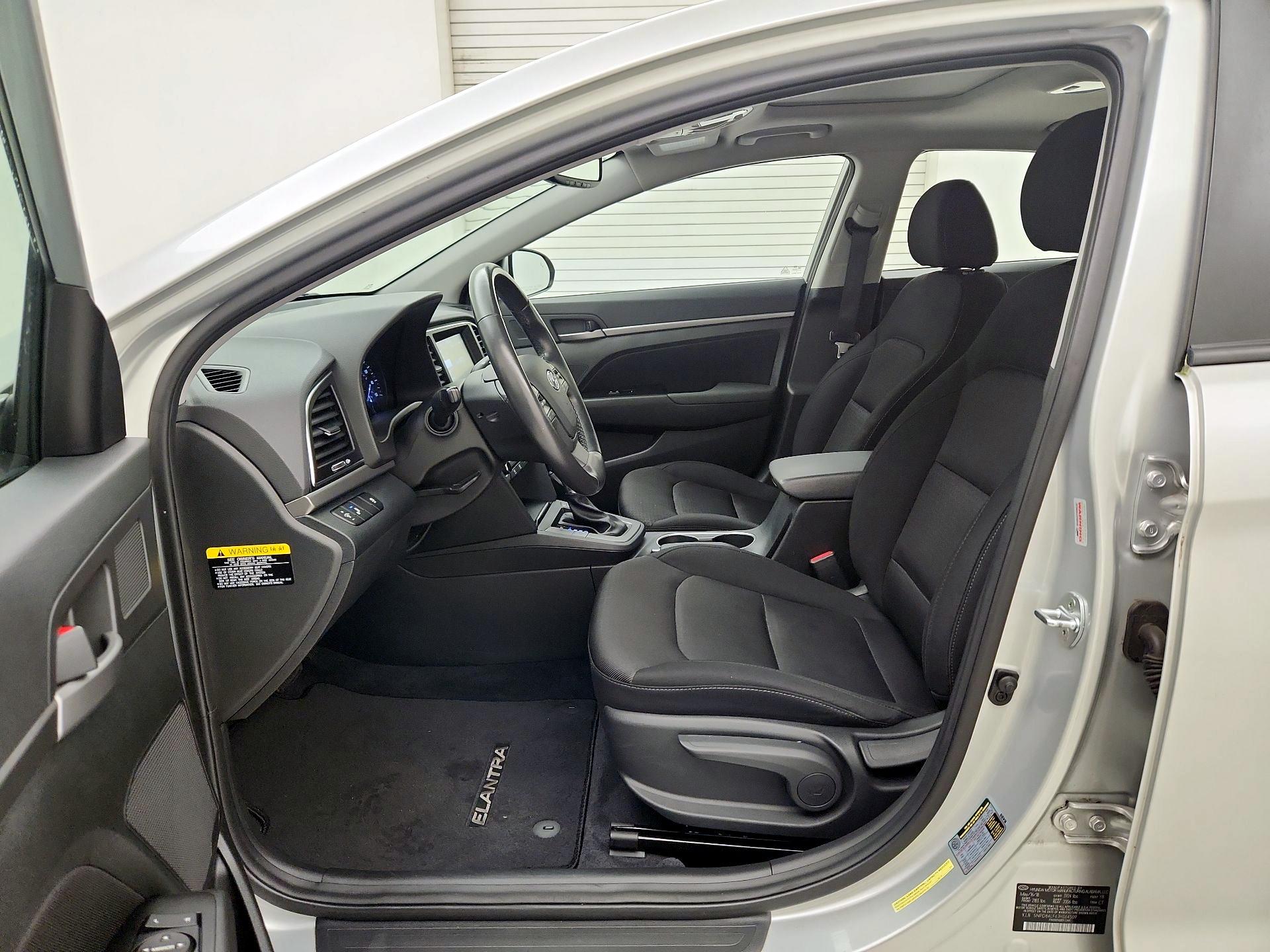 Thumbnail: 2018 Hyundai Elantra - 11