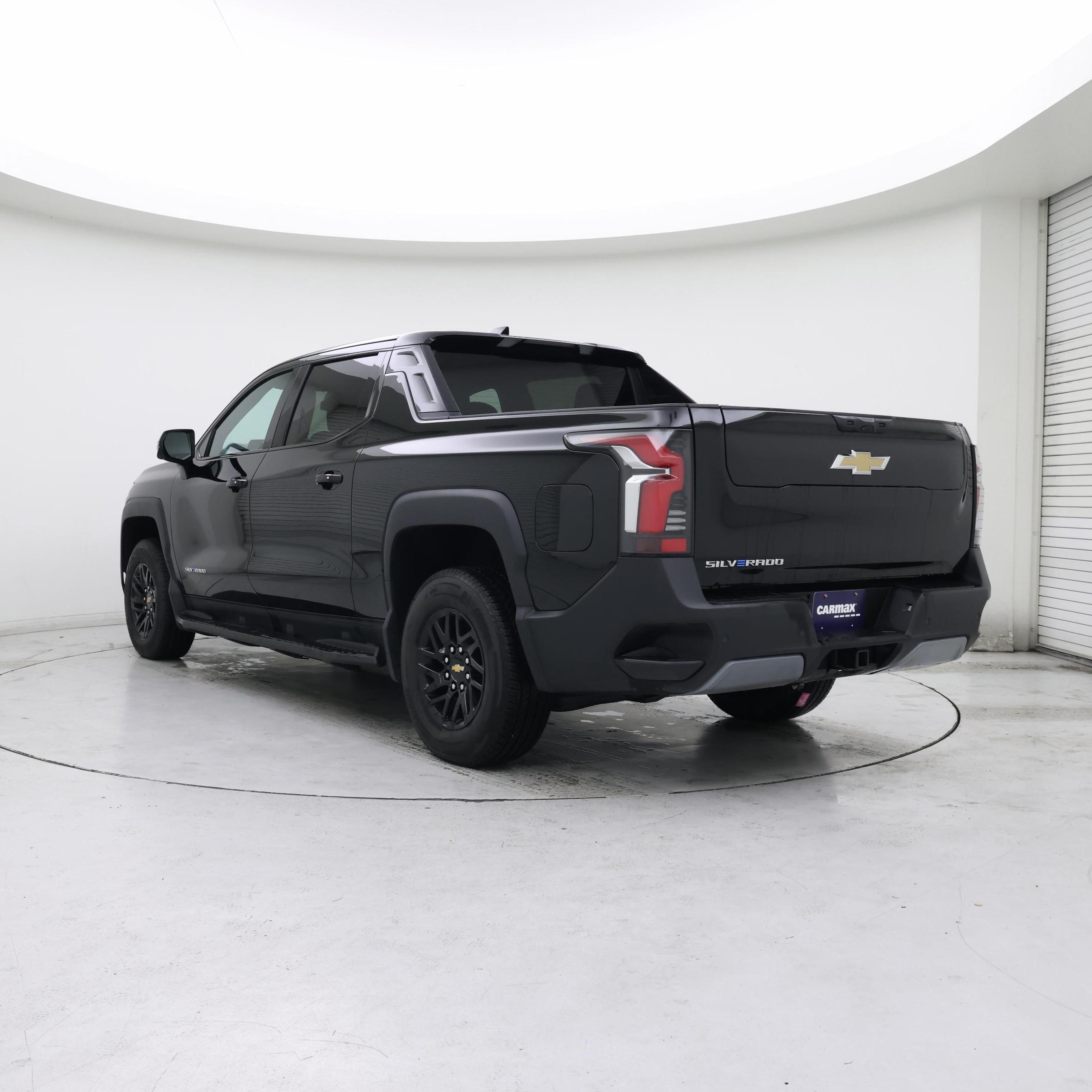 Thumbnail: 2025 Chevrolet Silverado EV - 2