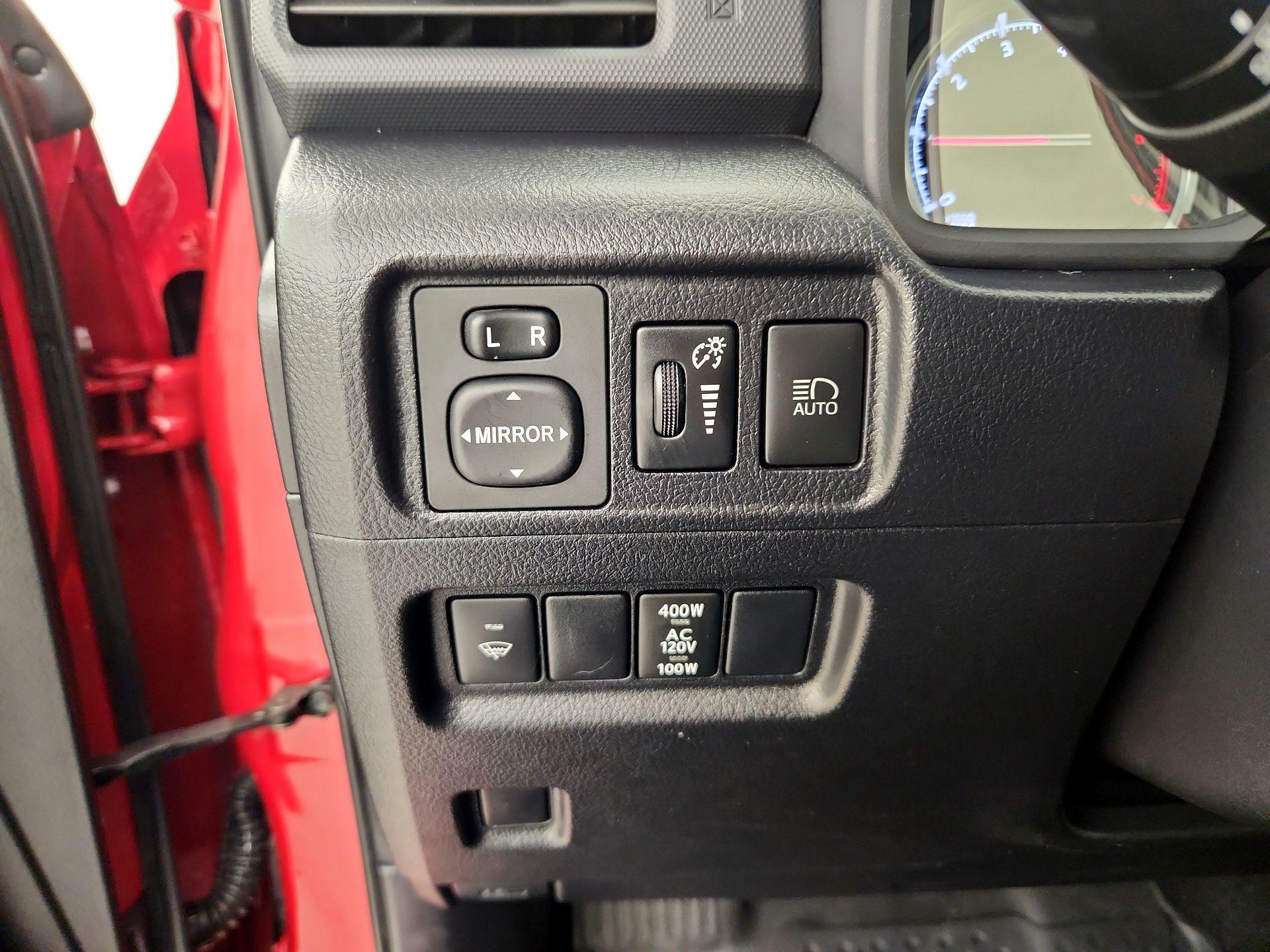 Thumbnail: 2020 Toyota 4Runner - 13