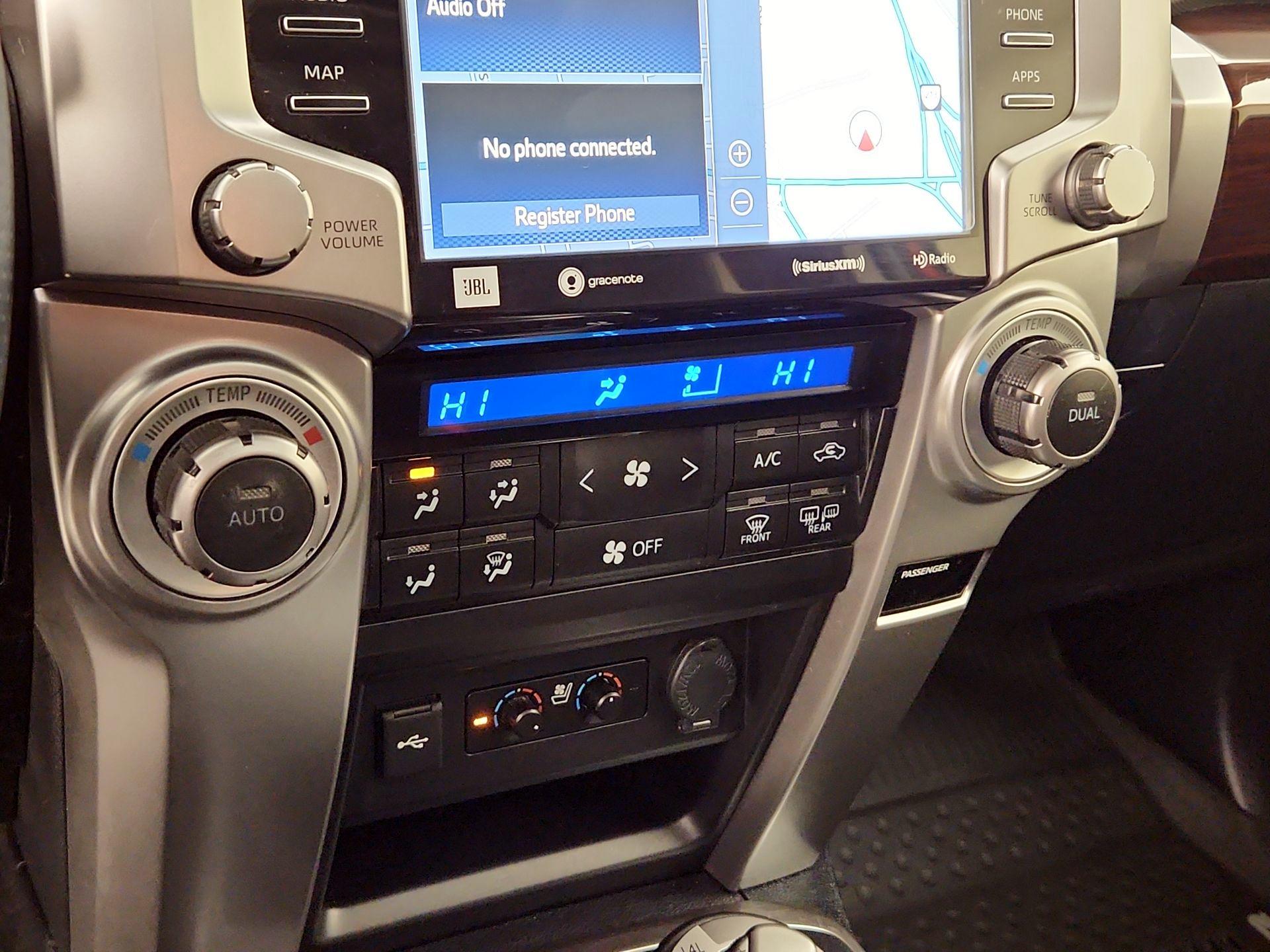 Thumbnail: 2020 Toyota 4Runner - 17