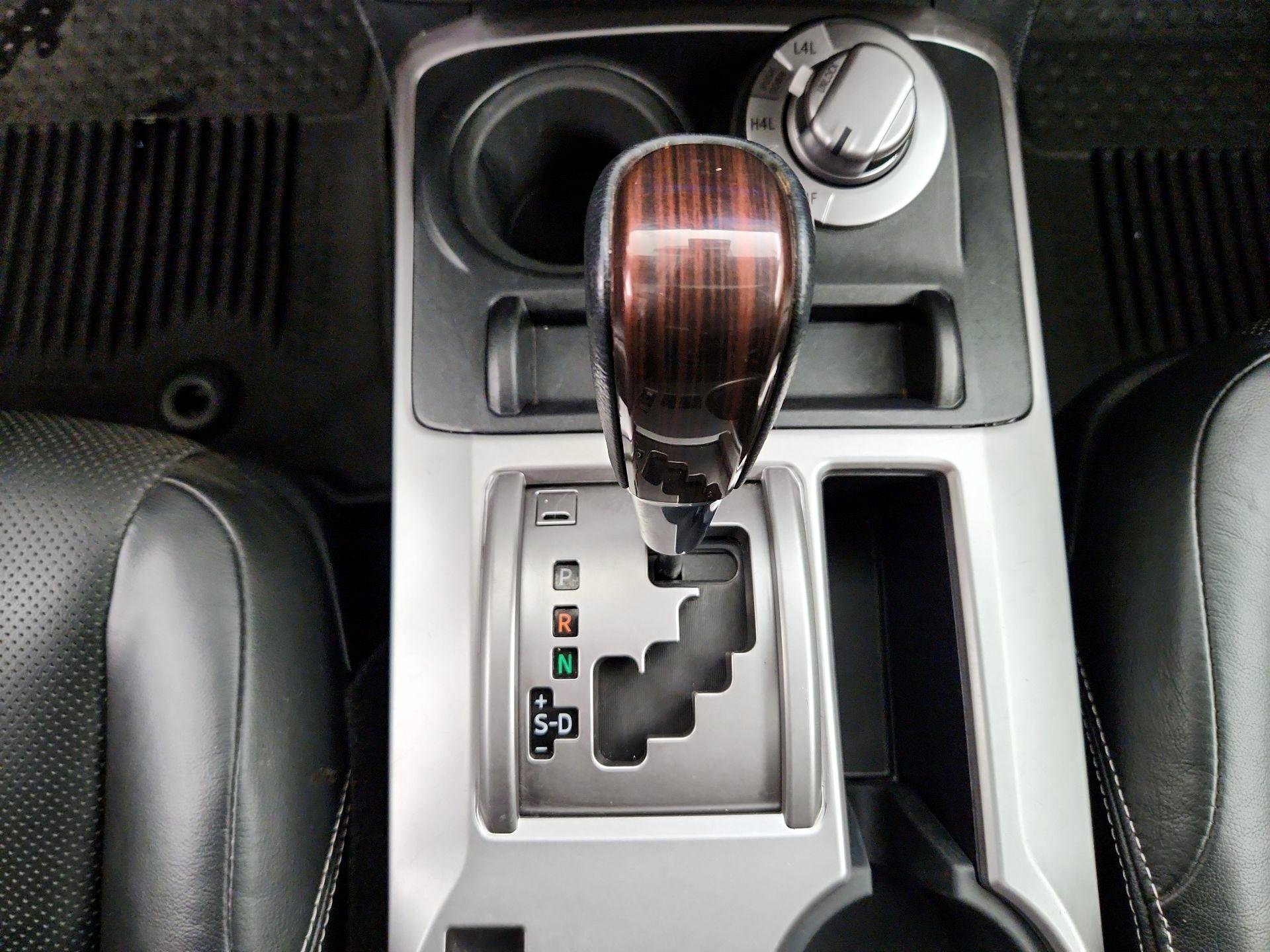 Thumbnail: 2020 Toyota 4Runner - 18